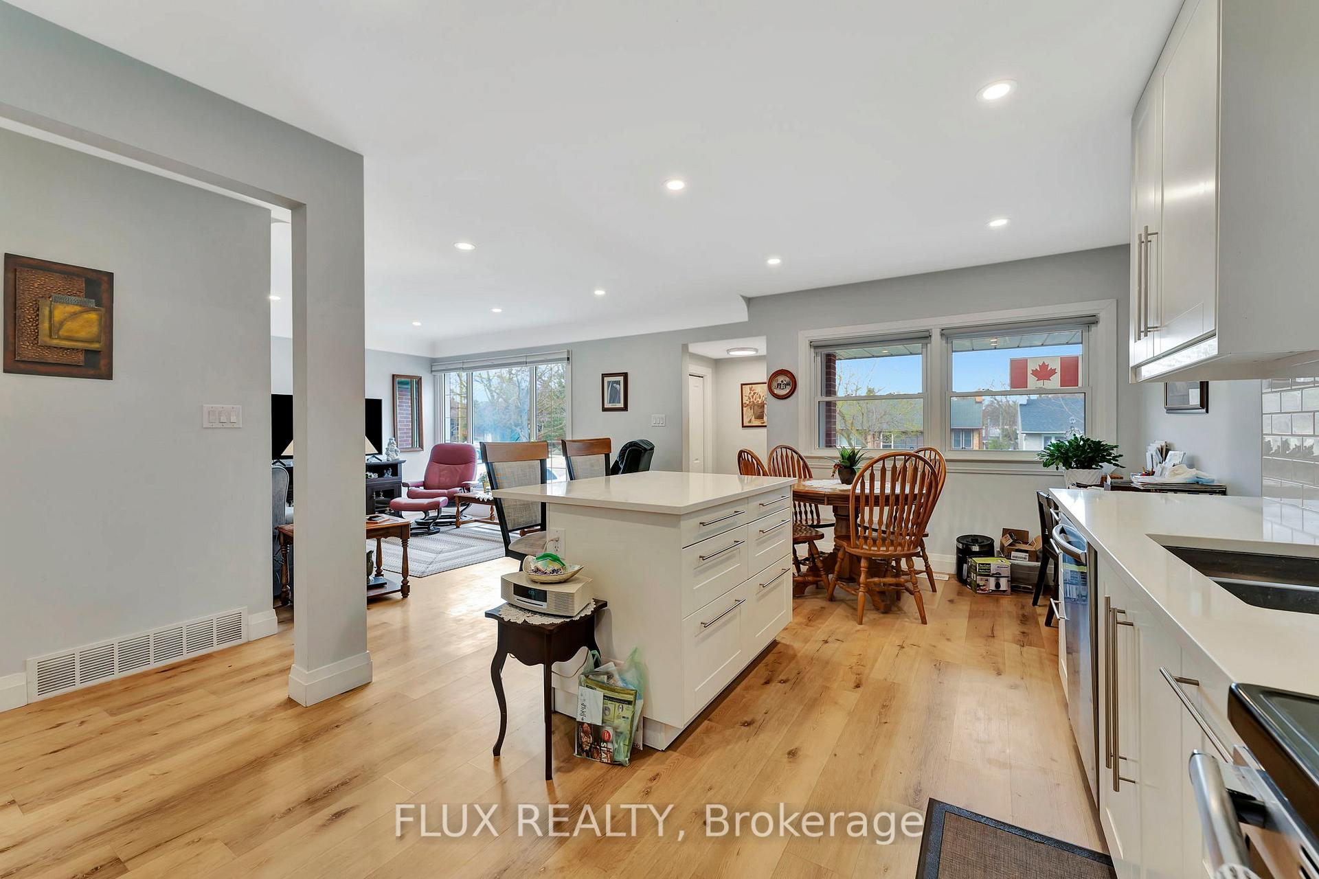 Photo 8 of 204 Clark Avenue, Kitchener — HOMEH
