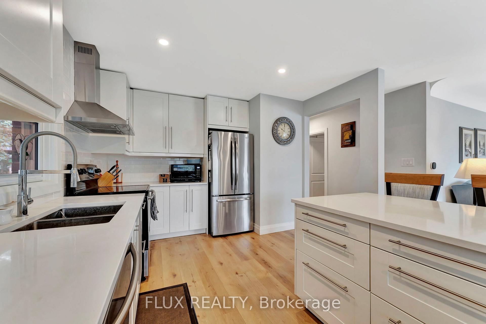 Photo 10 of 204 Clark Avenue, Kitchener — HOMEH