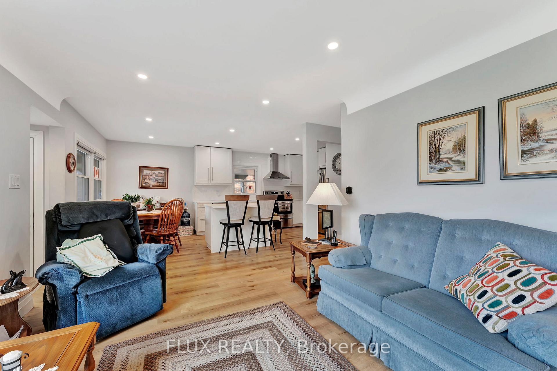 Photo 13 of 204 Clark Avenue, Kitchener — HOMEH
