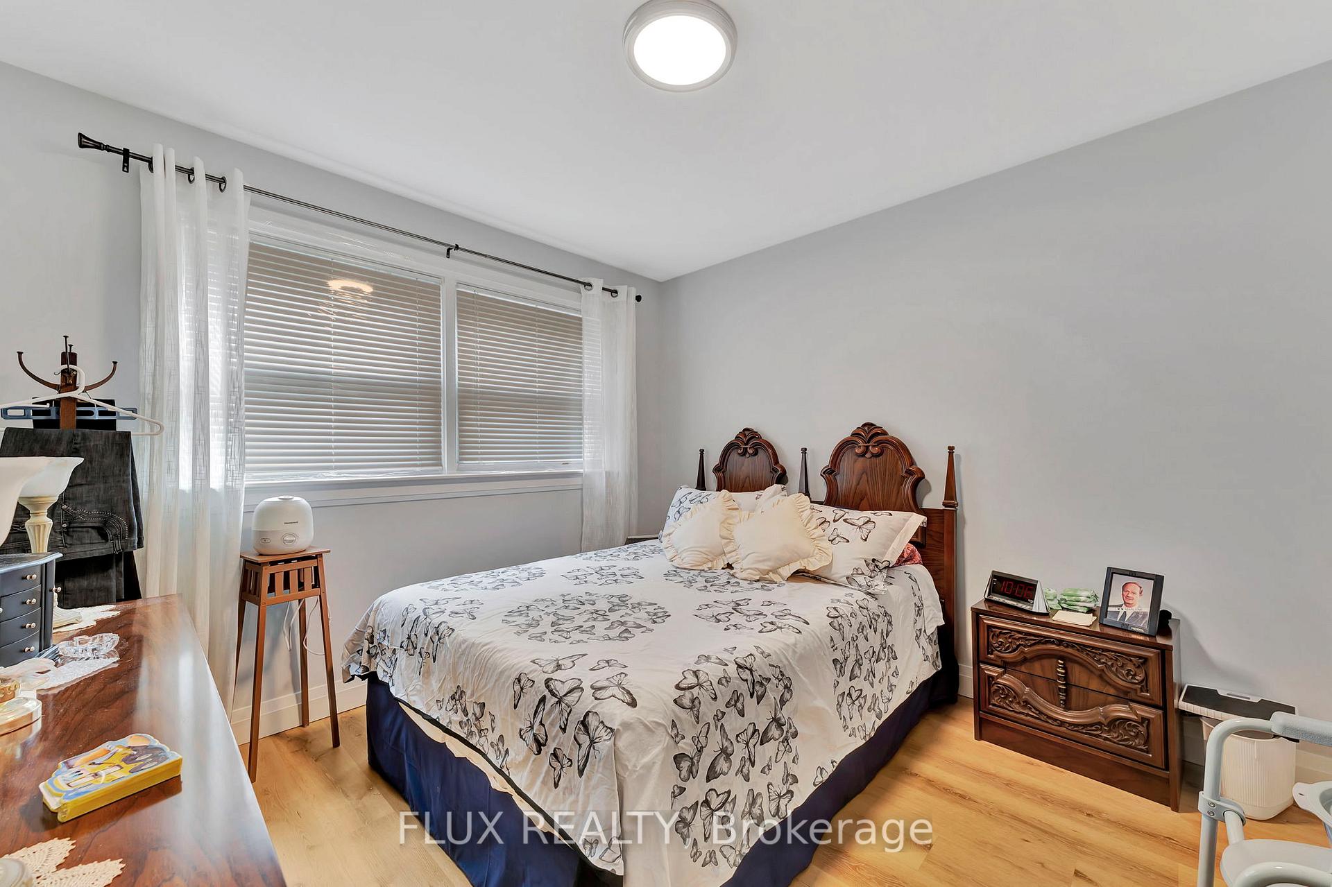 Photo 15 of 204 Clark Avenue, Kitchener — HOMEH