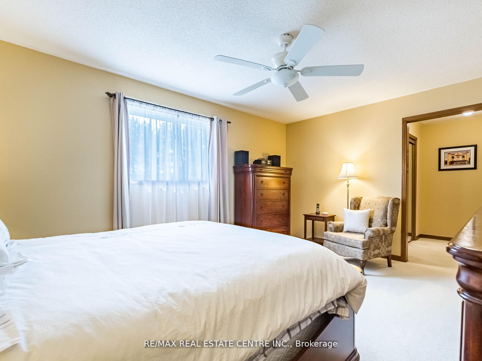 Photo 25 of 34 Inverary Drive, Brampton, Fletcher's Creek South — HOMEH