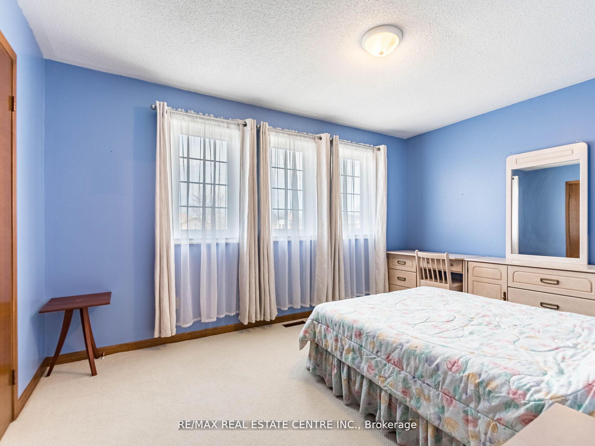 Photo 33 of 34 Inverary Drive, Brampton, Fletcher's Creek South — HOMEH