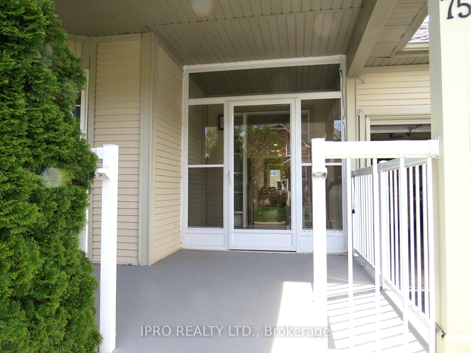 Photo 2 of 75 Ian Drive, Georgina, Keswick South — HOMEH