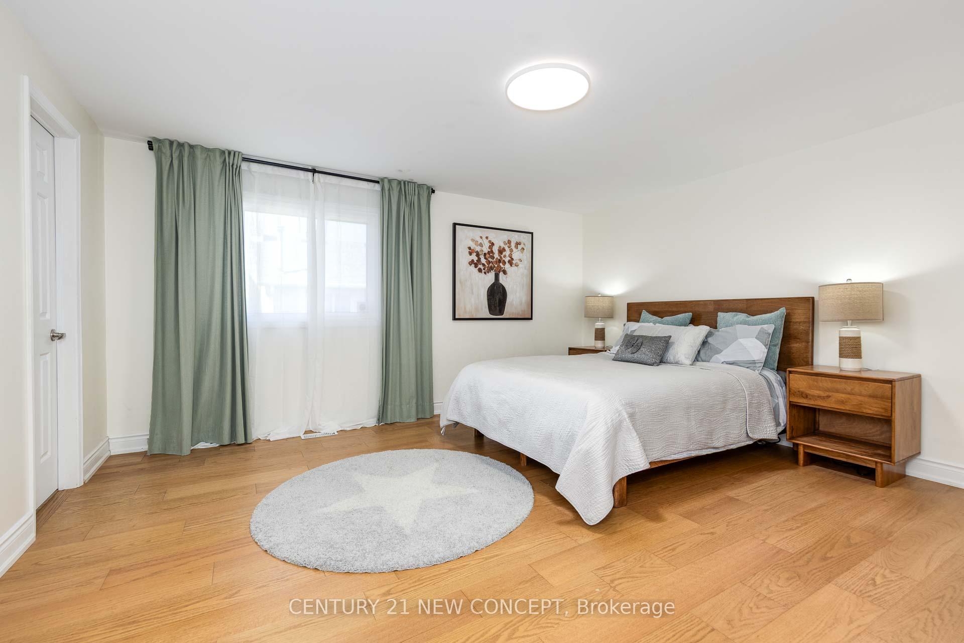 Photo 15 of 88 Bradbeer Crescent, Vaughan, Crestwood-Springfarm-Yorkhill — HOMEH