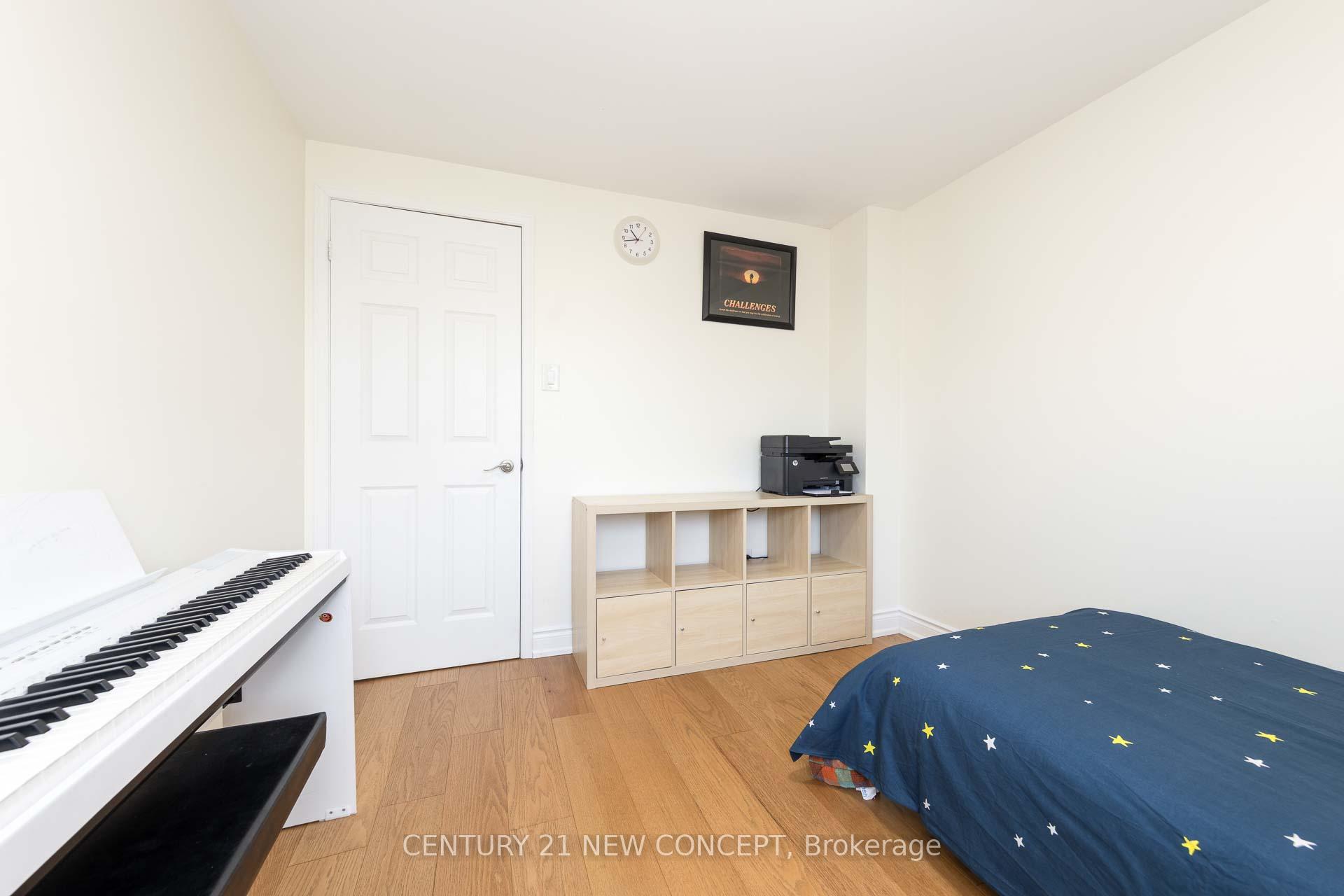 Photo 19 of 88 Bradbeer Crescent, Vaughan, Crestwood-Springfarm-Yorkhill — HOMEH