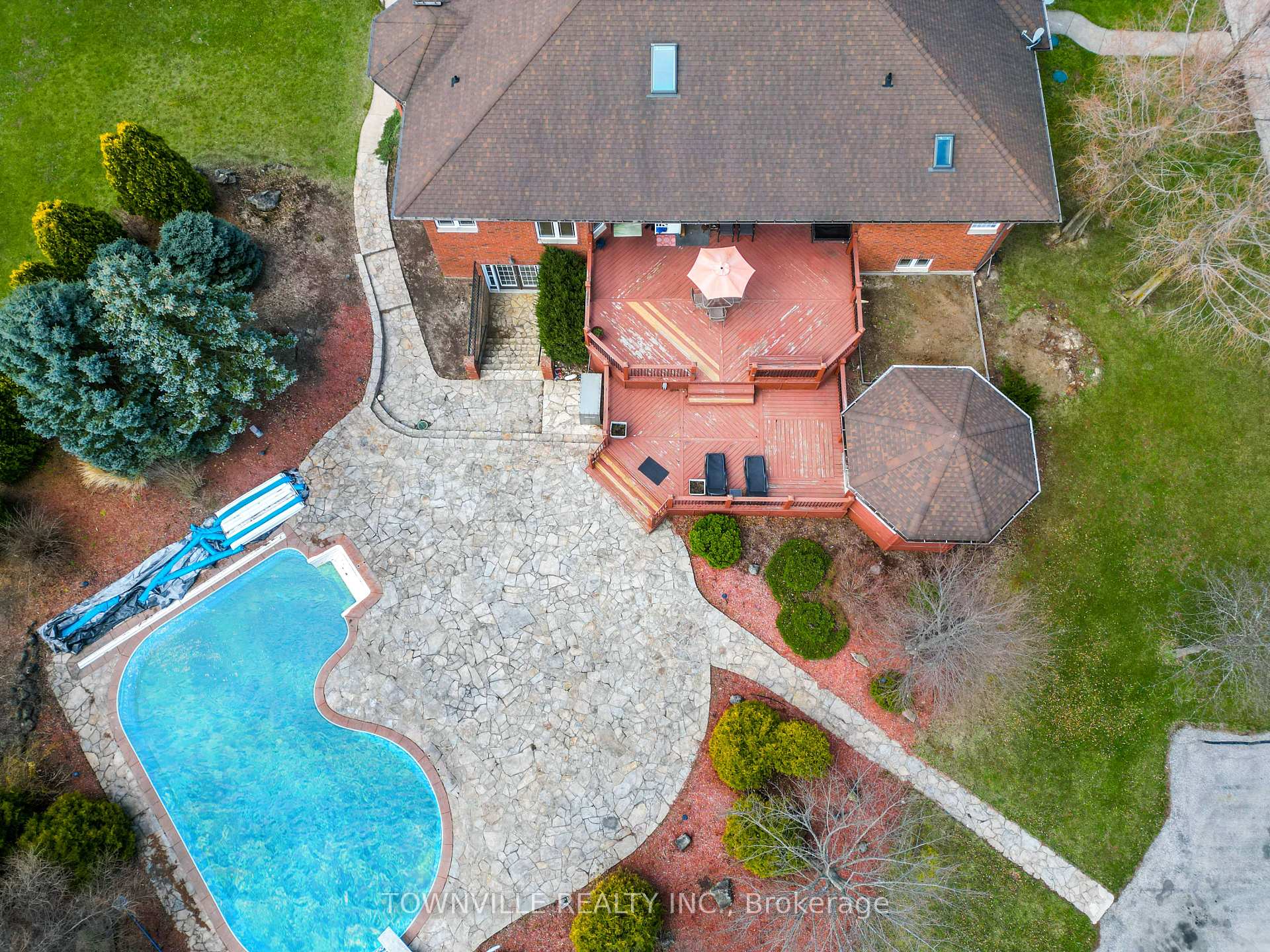 Photo 4 of 7400 11th Concession Road, Tecumseh — HOMEH