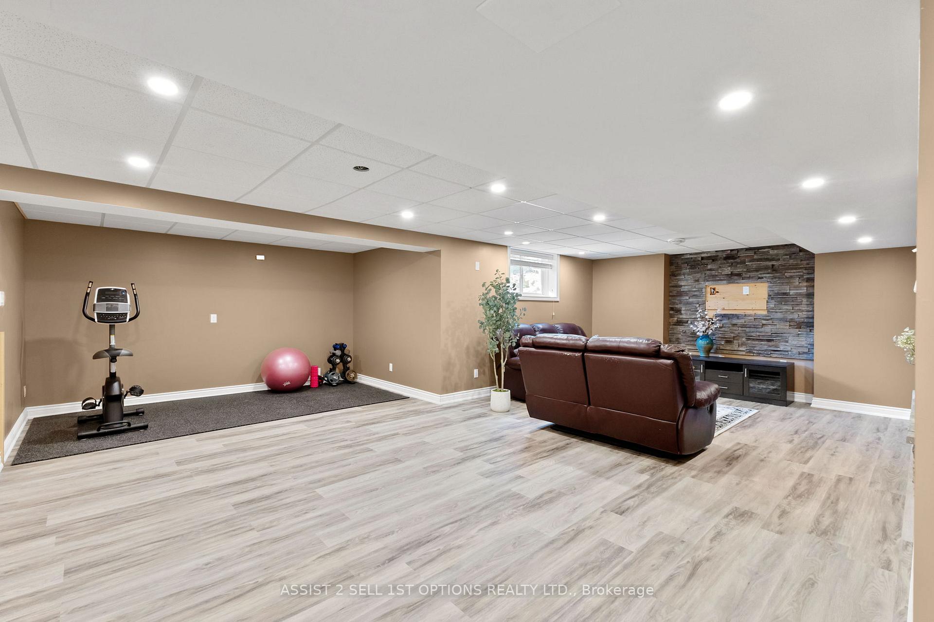 Photo 32 of 6370 Deer Valley Crescent, Ottawa, Greely — HOMEH