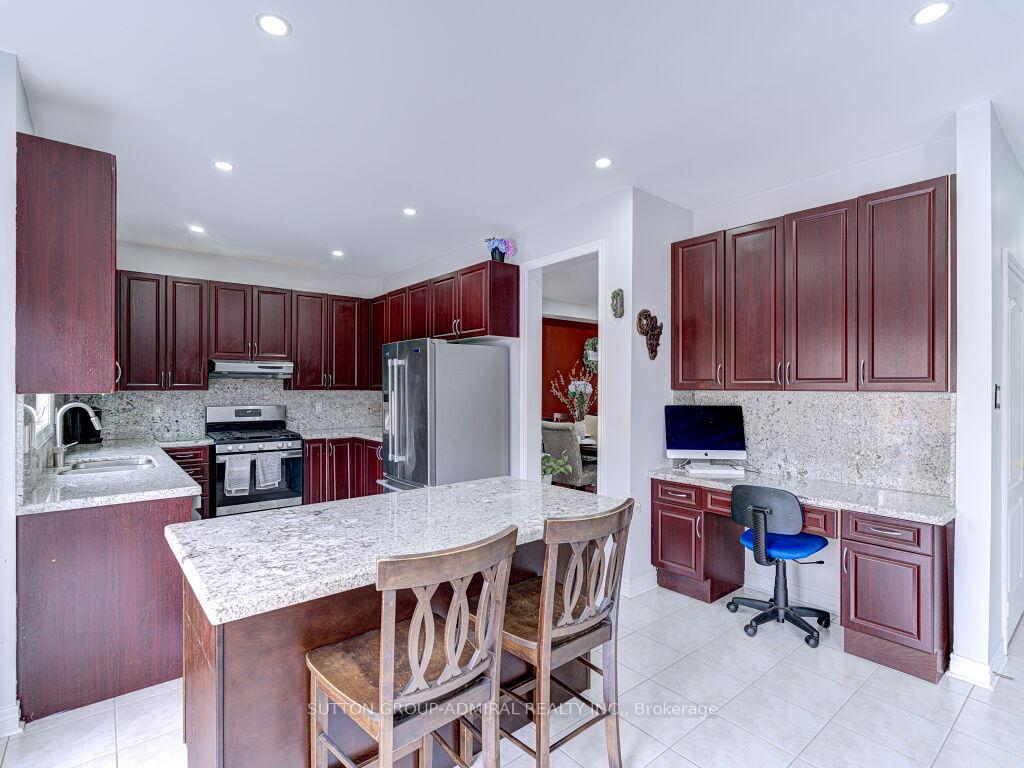Photo 25 of 14 Maple Valley Street, Brampton, Bram East — HOMEH