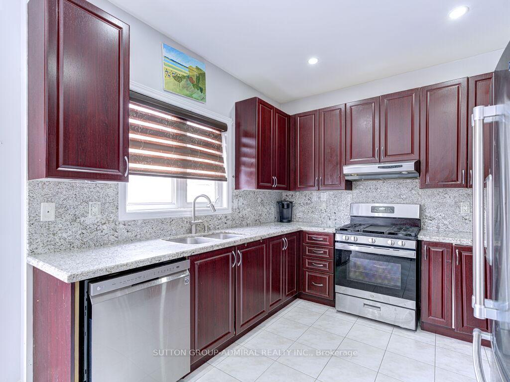 Photo 22 of 14 Maple Valley Street, Brampton, Bram East — HOMEH