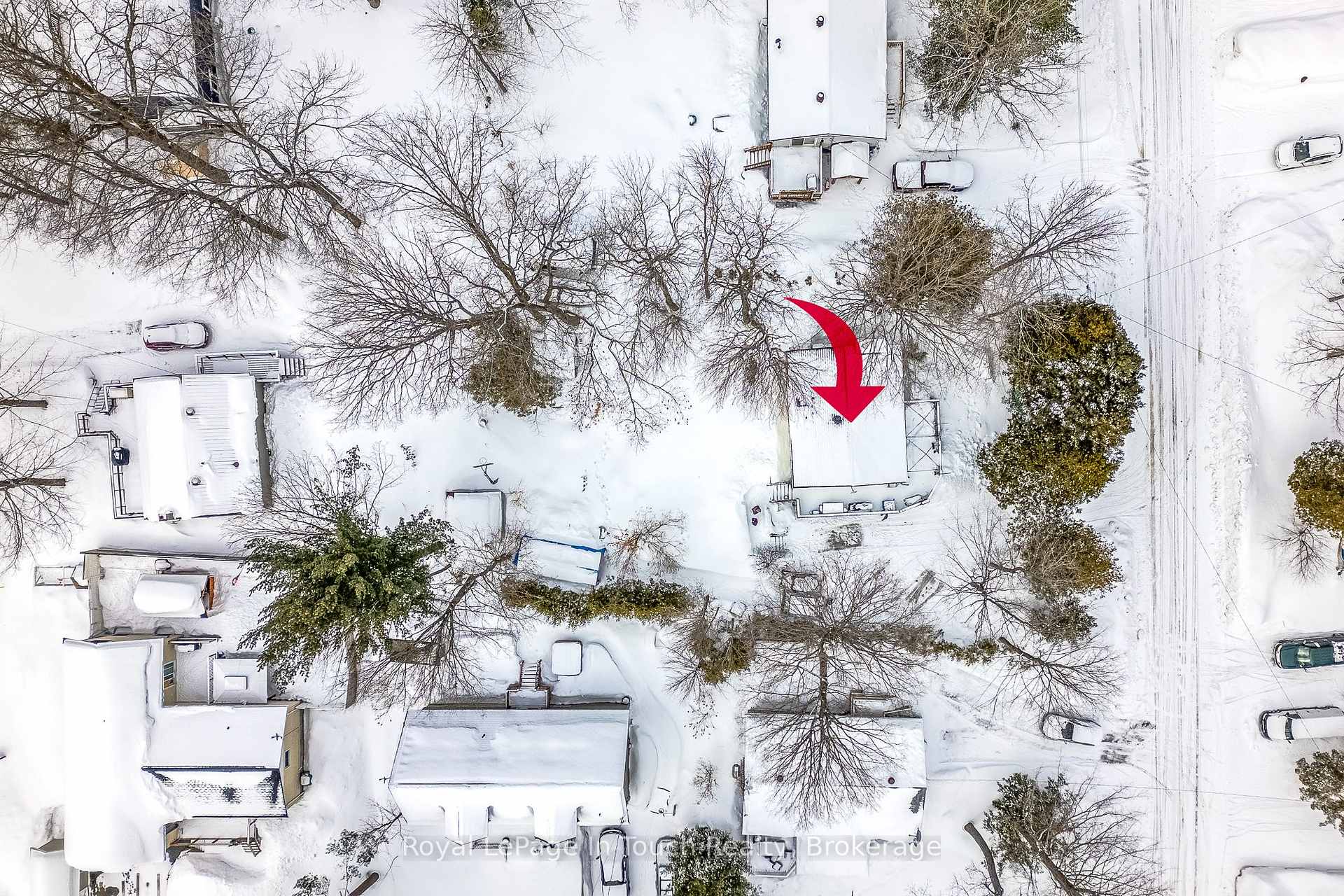 Photo 21 of 7 Dundee Drive, Tiny, Rural Tiny — HOMEH