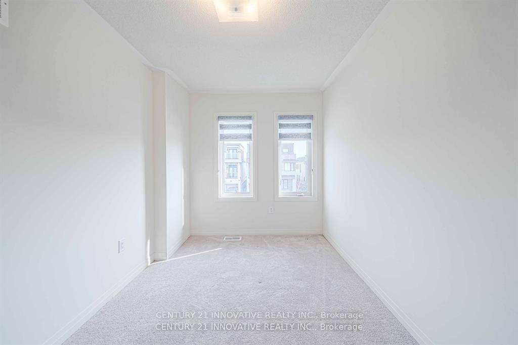 Photo 26 of 46 Clipper Lane, Clarington, Bowmanville — HOMEH