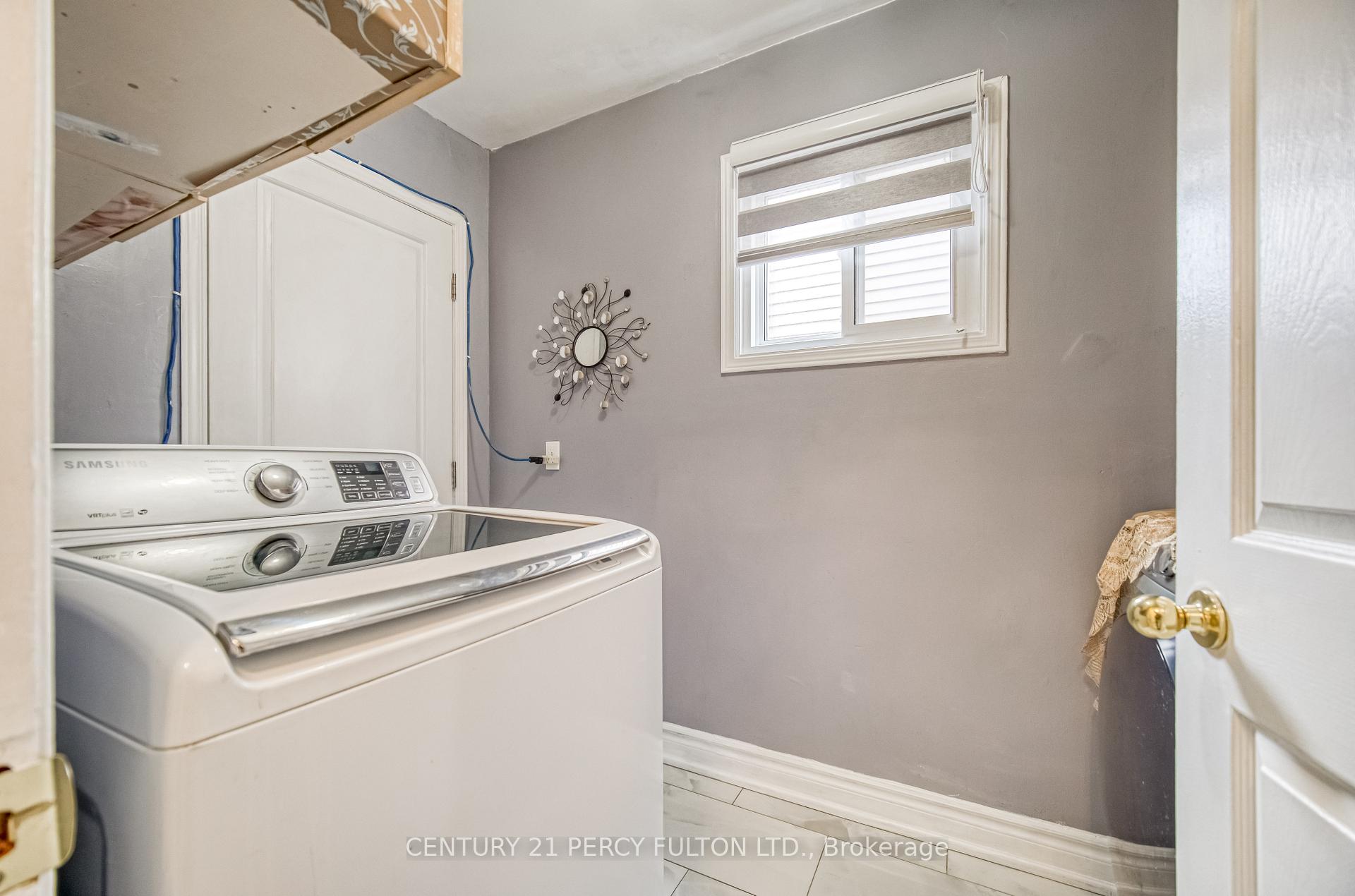 Photo 16 of 82 Chapman Drive, Ajax, Central — HOMEH