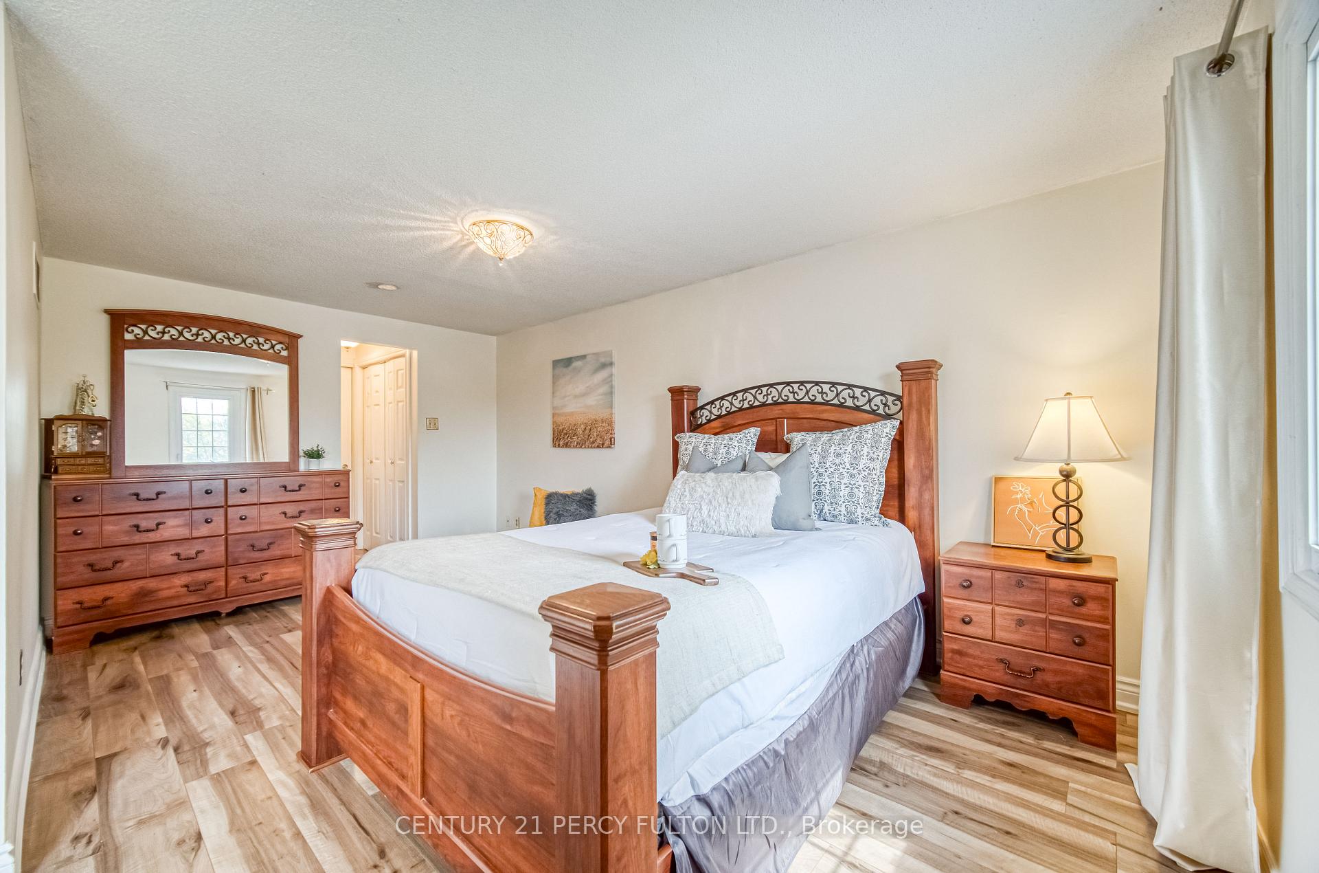 Photo 23 of 82 Chapman Drive, Ajax, Central — HOMEH