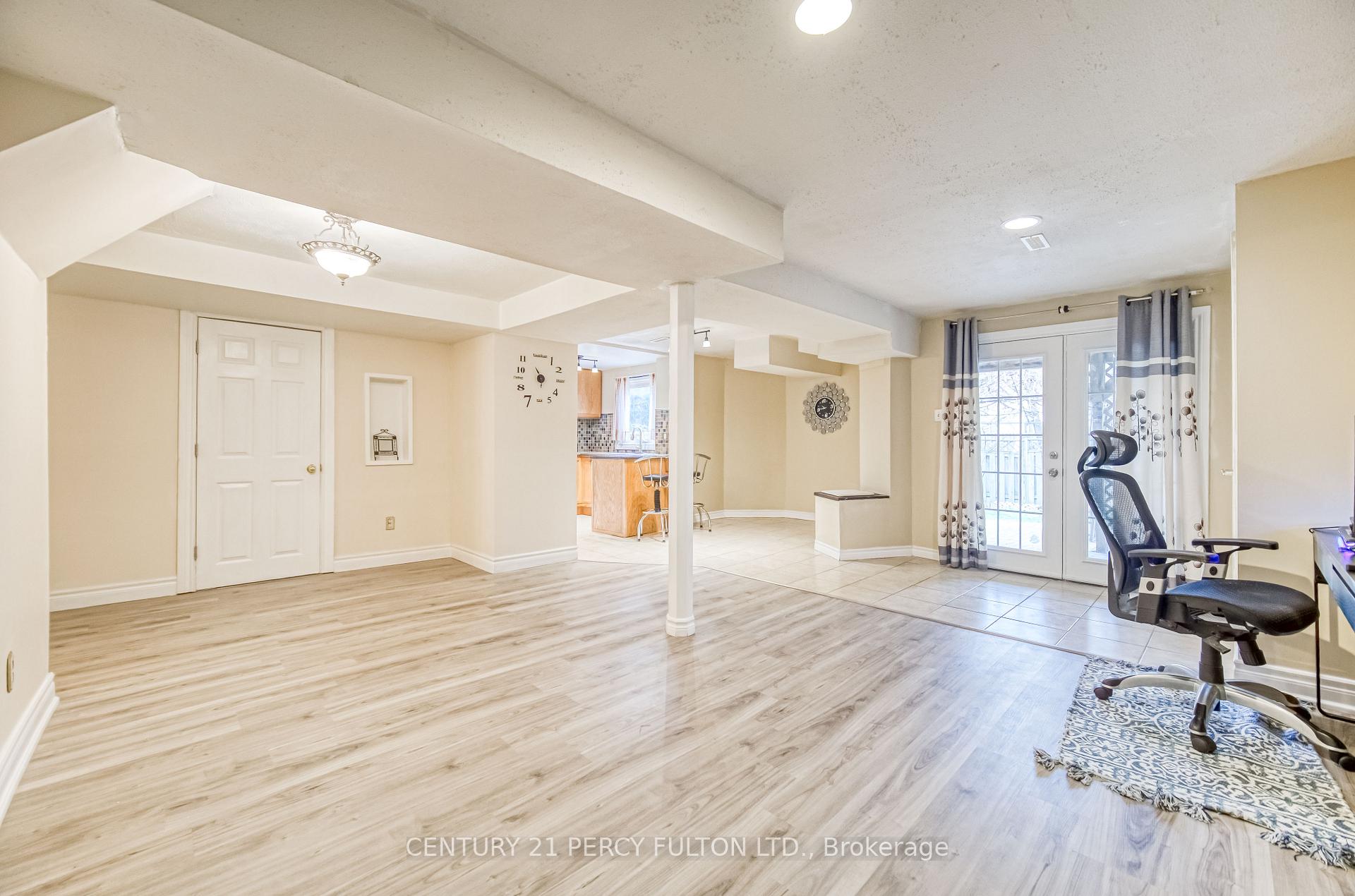 Photo 36 of 82 Chapman Drive, Ajax, Central — HOMEH