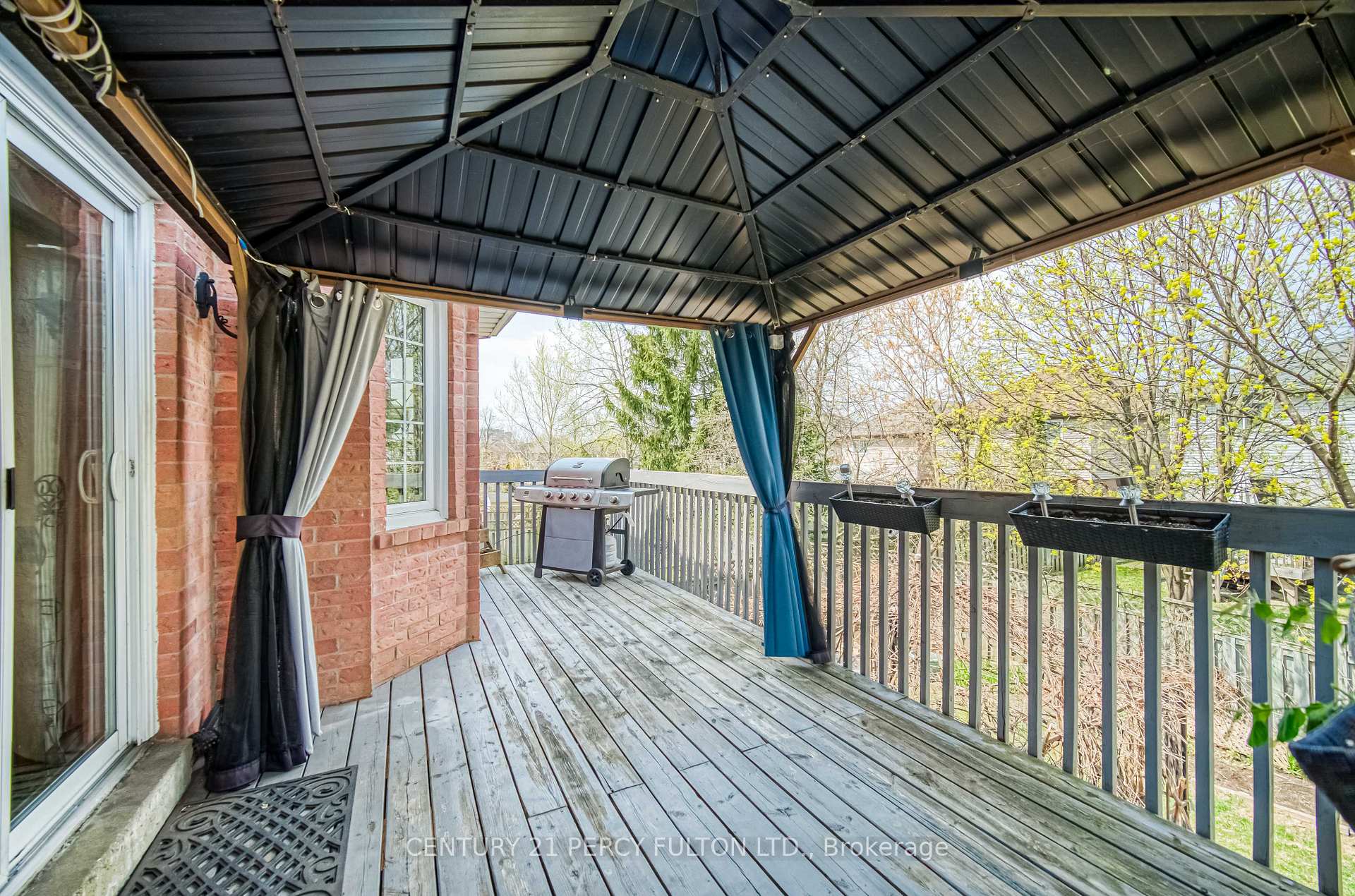 Photo 42 of 82 Chapman Drive, Ajax, Central — HOMEH