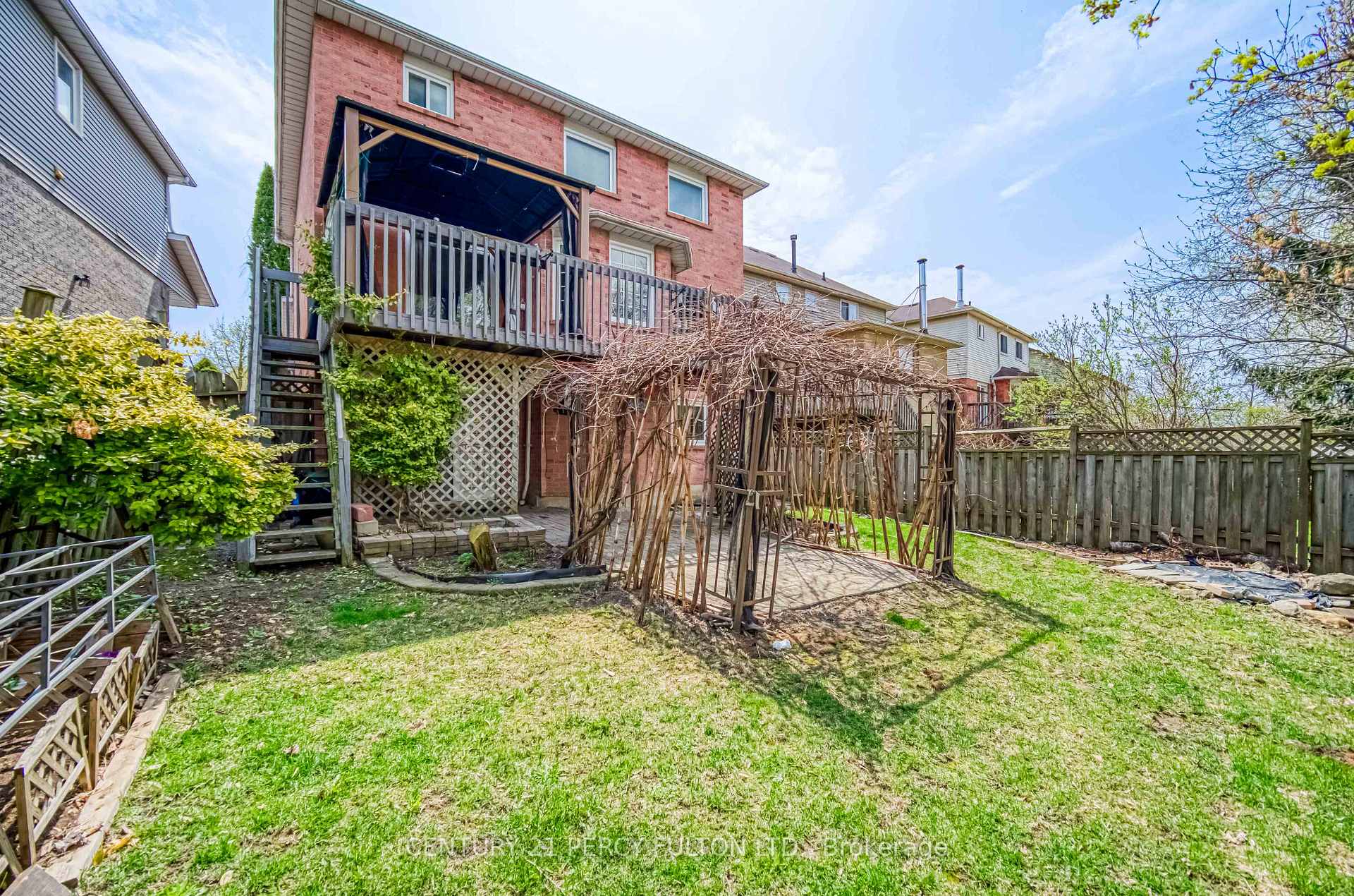 Photo 44 of 82 Chapman Drive, Ajax, Central — HOMEH