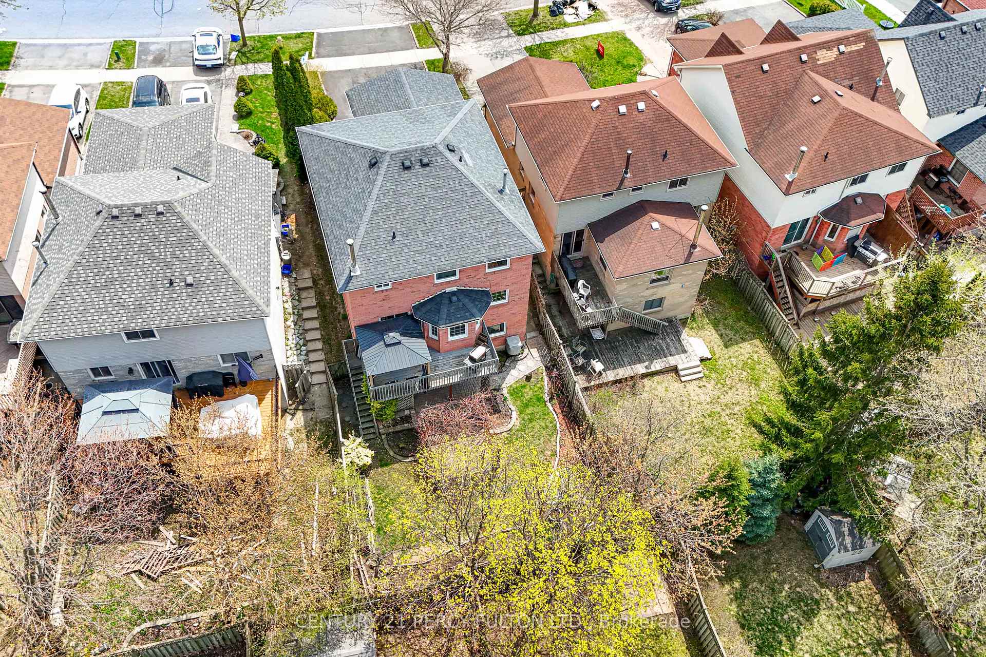 Photo 48 of 82 Chapman Drive, Ajax, Central — HOMEH