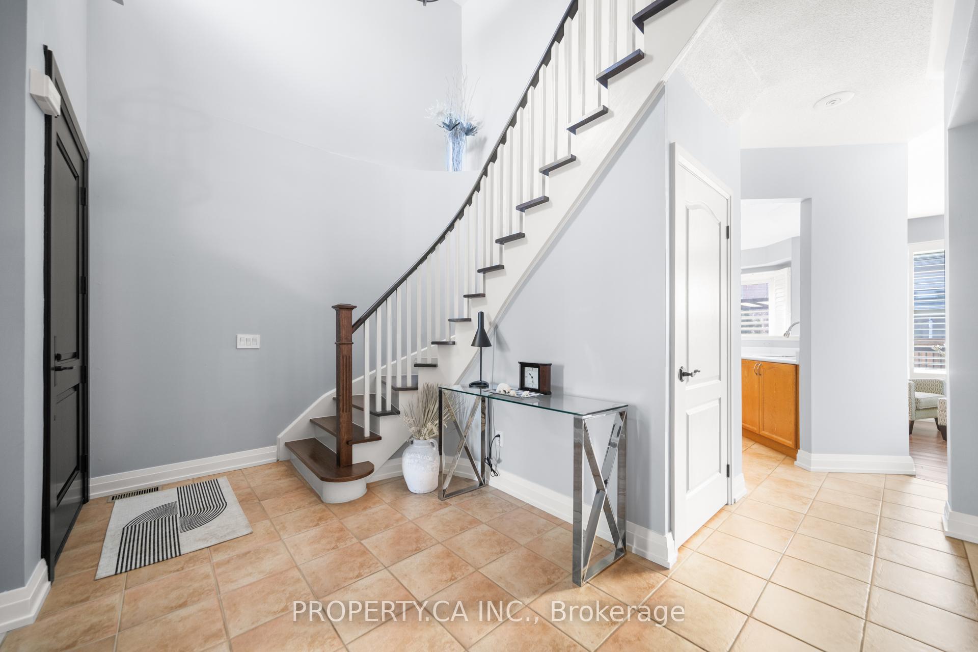 Photo 2 of 150 Thicket Crescent, Pickering, Highbush — HOMEH