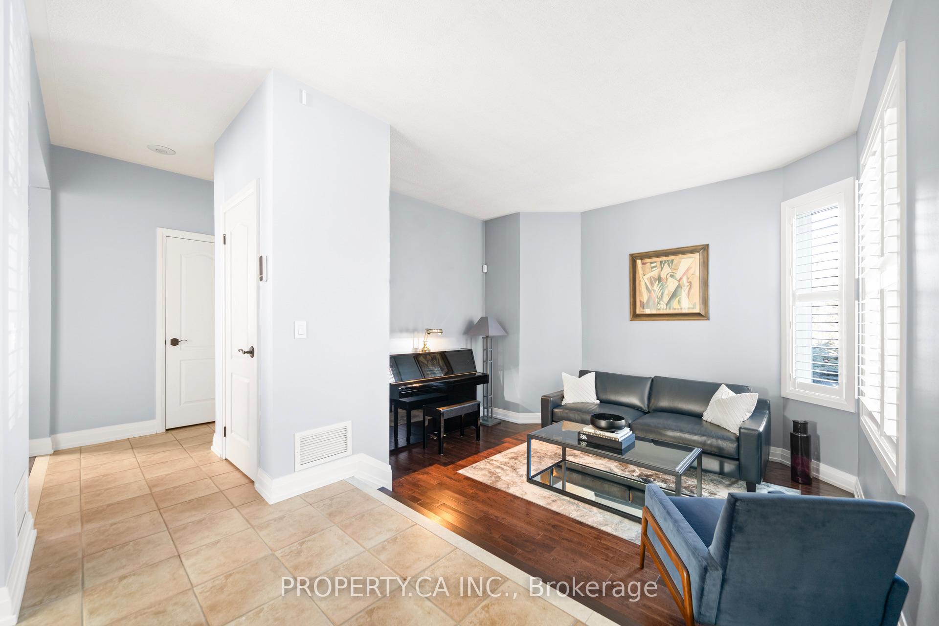 Photo 3 of 150 Thicket Crescent, Pickering, Highbush — HOMEH