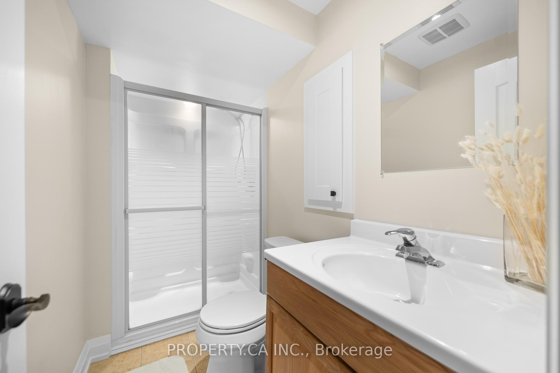 Photo 14 of 150 Thicket Crescent, Pickering, Highbush — HOMEH