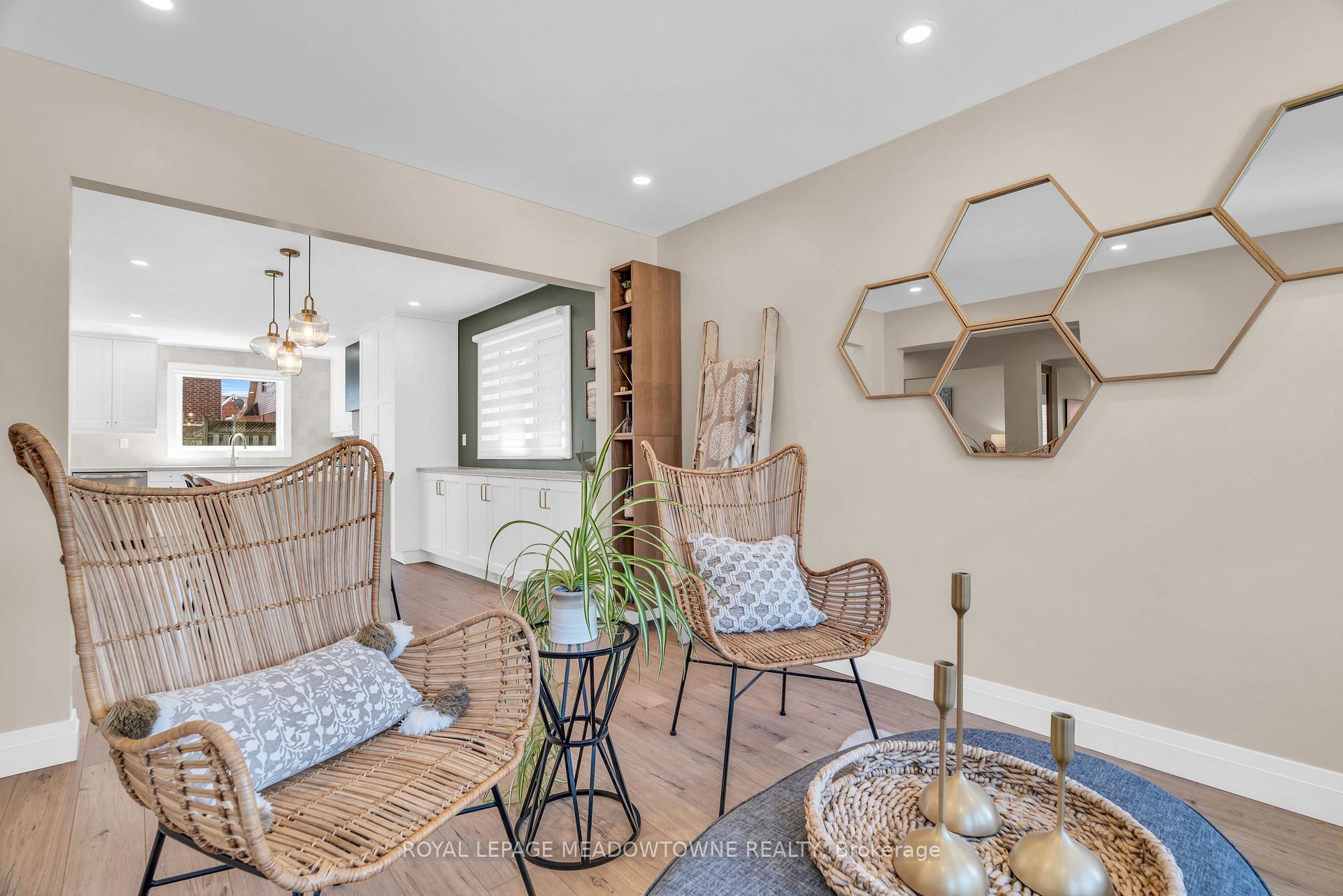 Photo 8 of 55 Forestview Drive, Cambridge — HOMEH