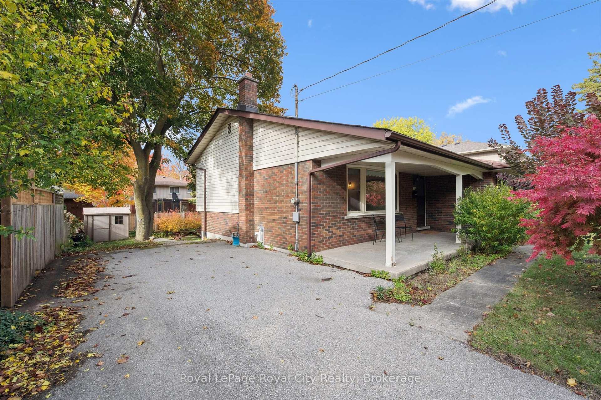 Photo 6 of 27 Cedar Street, Guelph, Dovercliffe Park/Old University — HOMEH