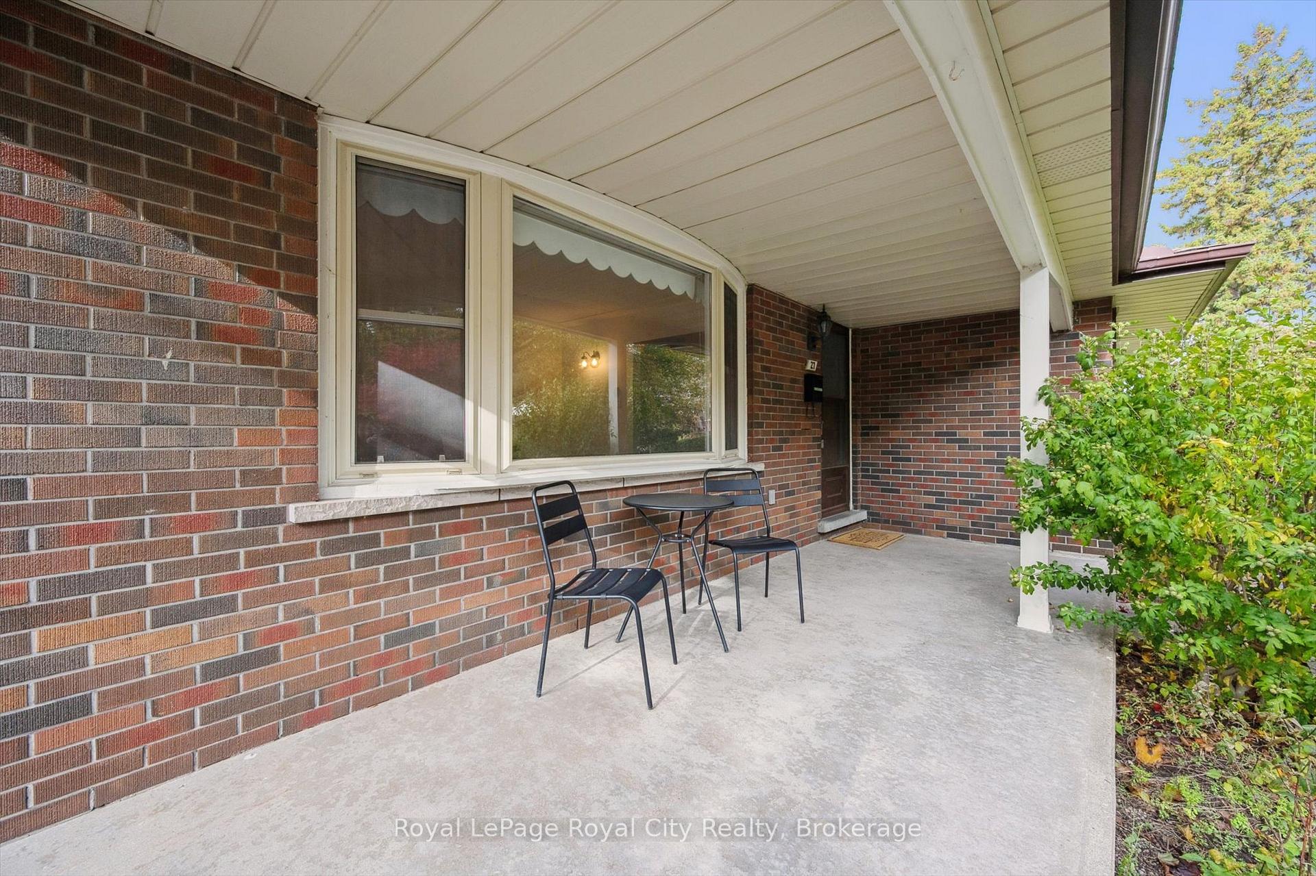 Photo 9 of 27 Cedar Street, Guelph, Dovercliffe Park/Old University — HOMEH
