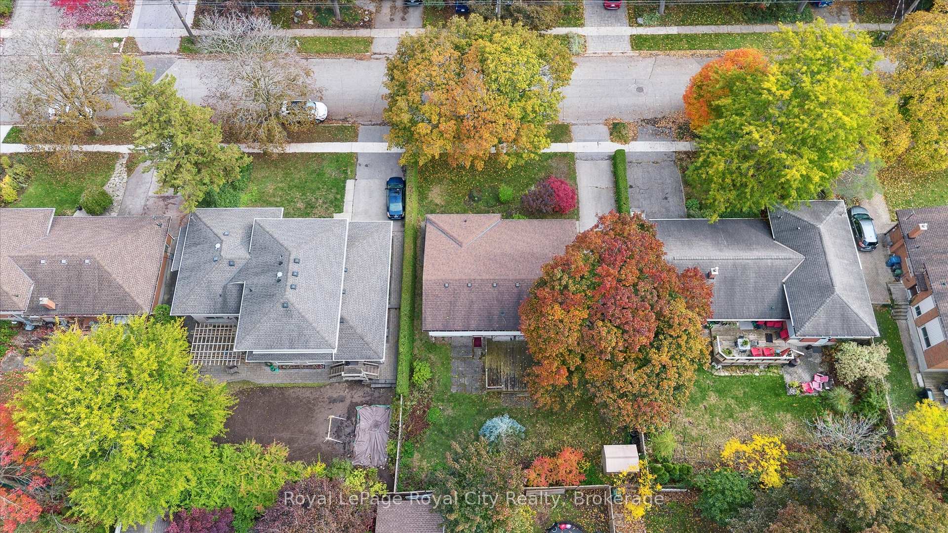 Photo 38 of 27 Cedar Street, Guelph, Dovercliffe Park/Old University — HOMEH