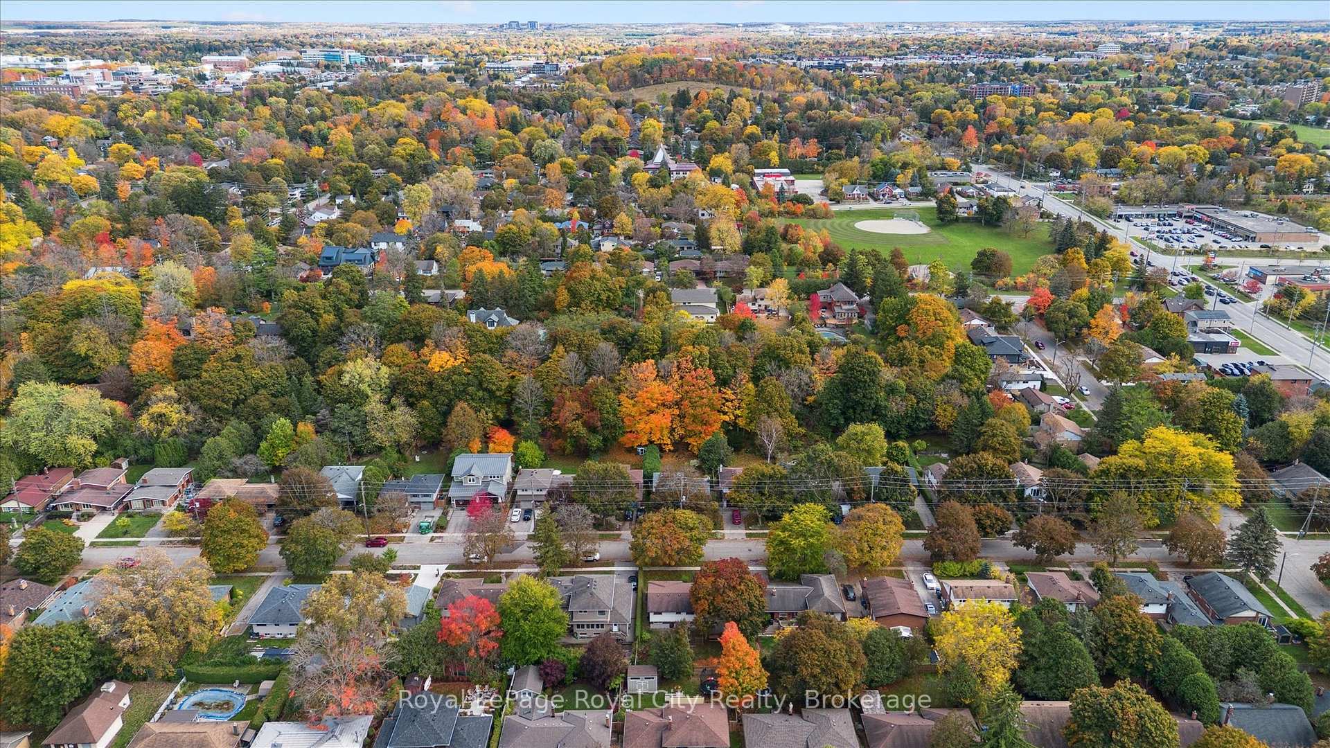 Photo 39 of 27 Cedar Street, Guelph, Dovercliffe Park/Old University — HOMEH