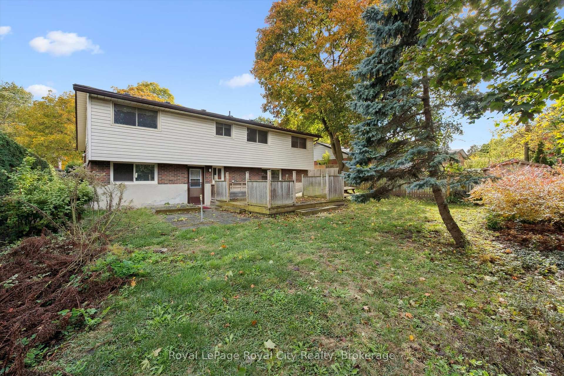 Photo 43 of 27 Cedar Street, Guelph, Dovercliffe Park/Old University — HOMEH