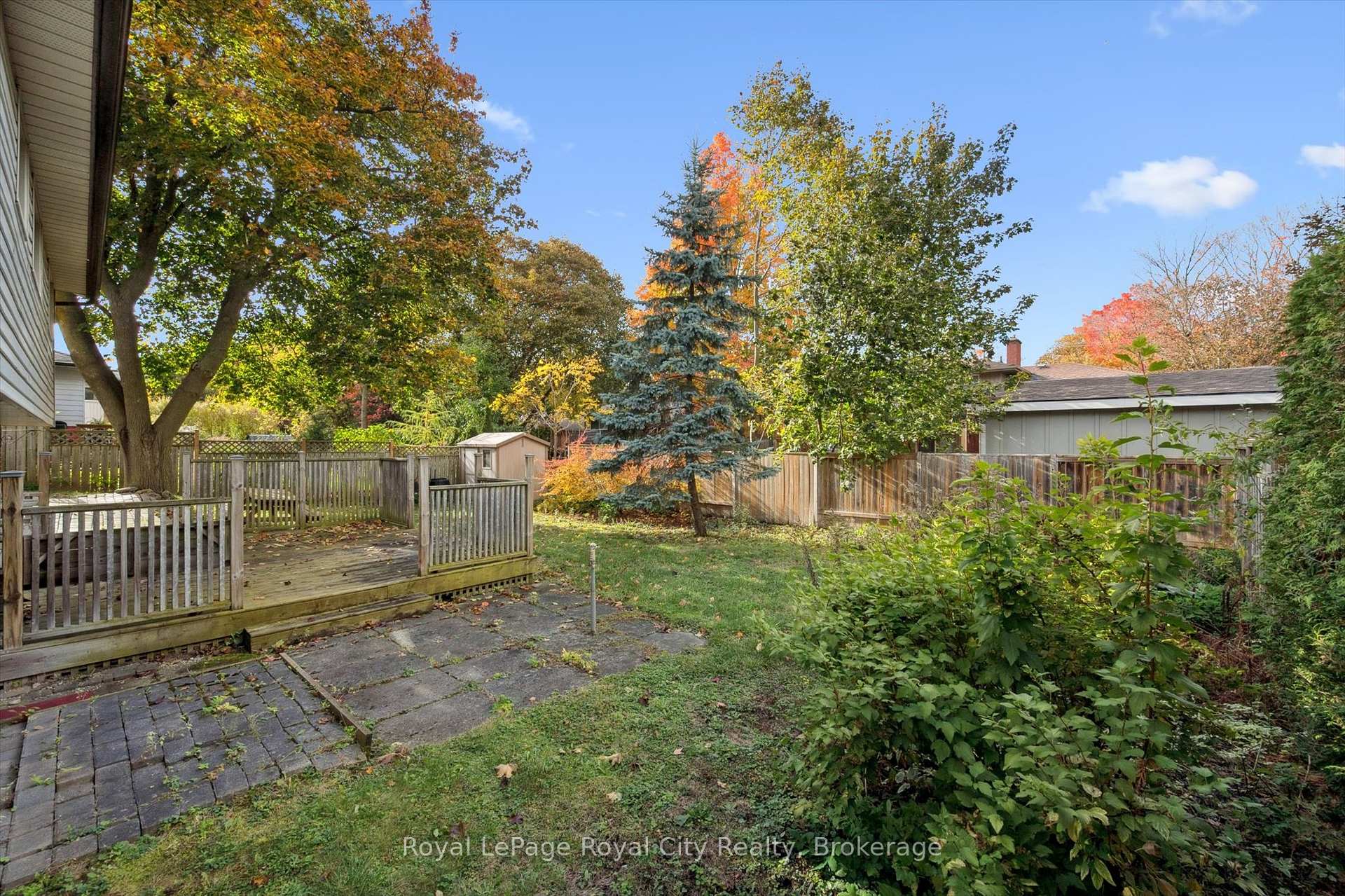Photo 44 of 27 Cedar Street, Guelph, Dovercliffe Park/Old University — HOMEH