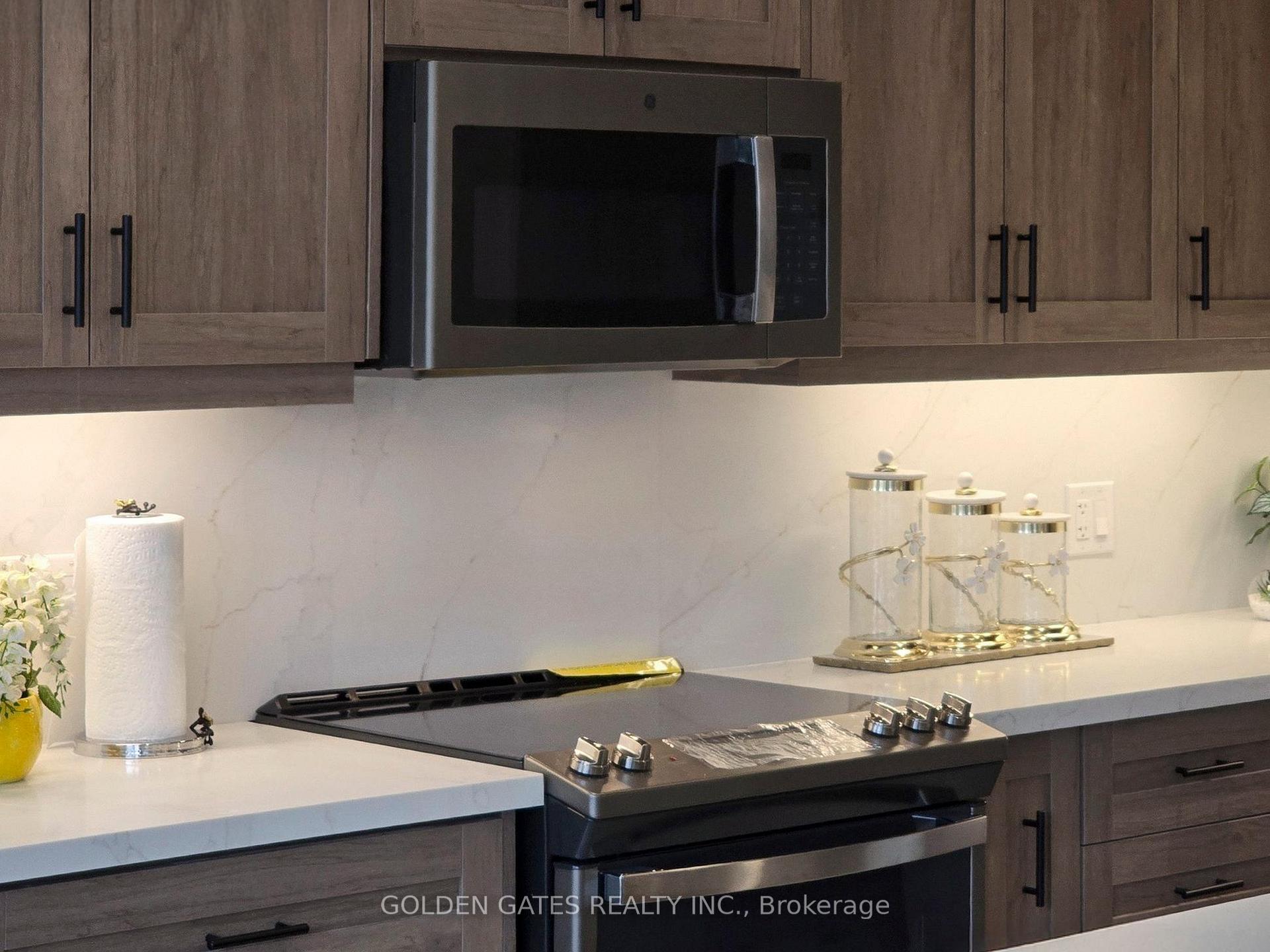 Photo 19 of 445 Balsam Street N, Scugog, Port Perry — HOMEH