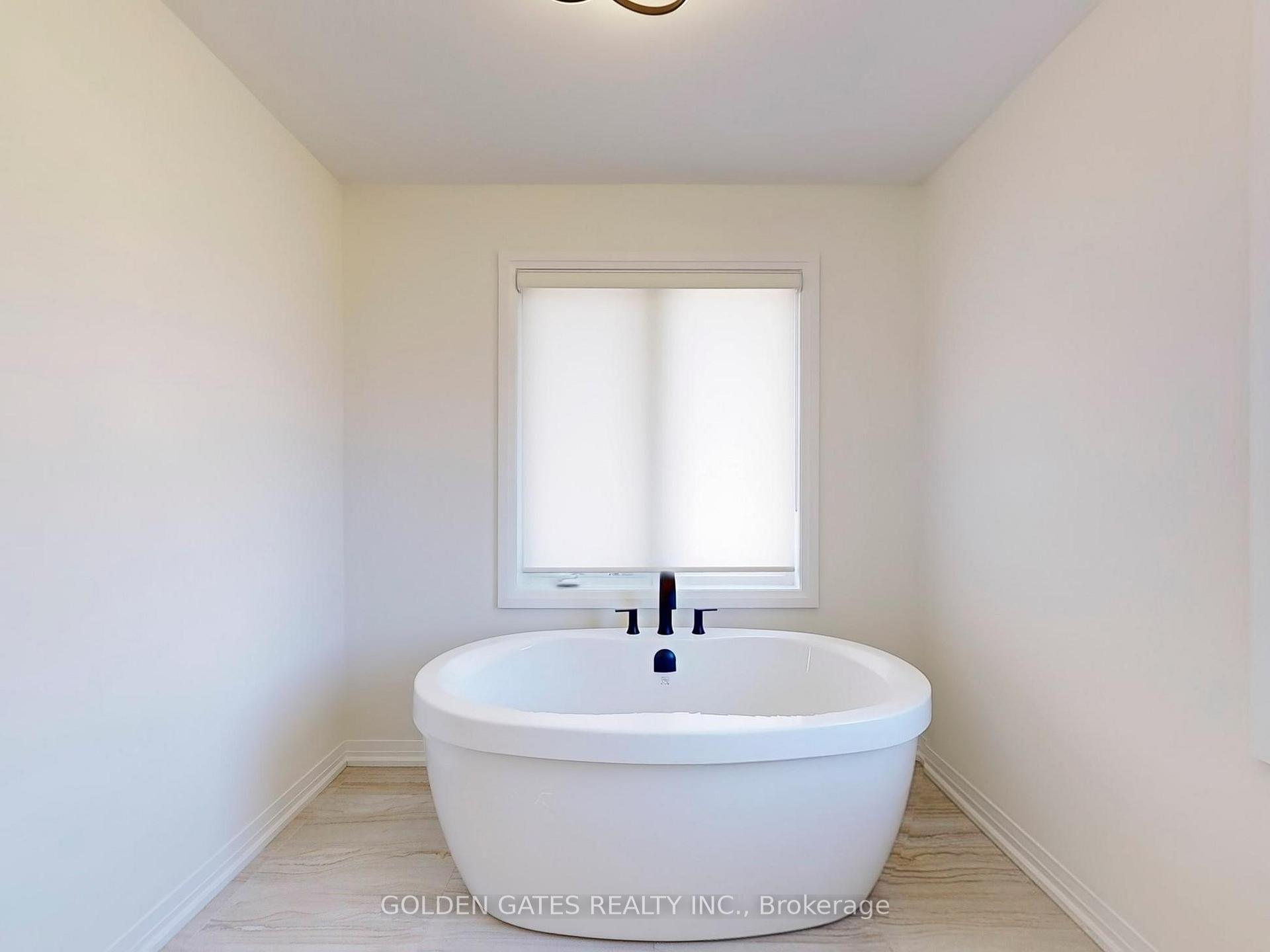 Photo 40 of 445 Balsam Street N, Scugog, Port Perry — HOMEH