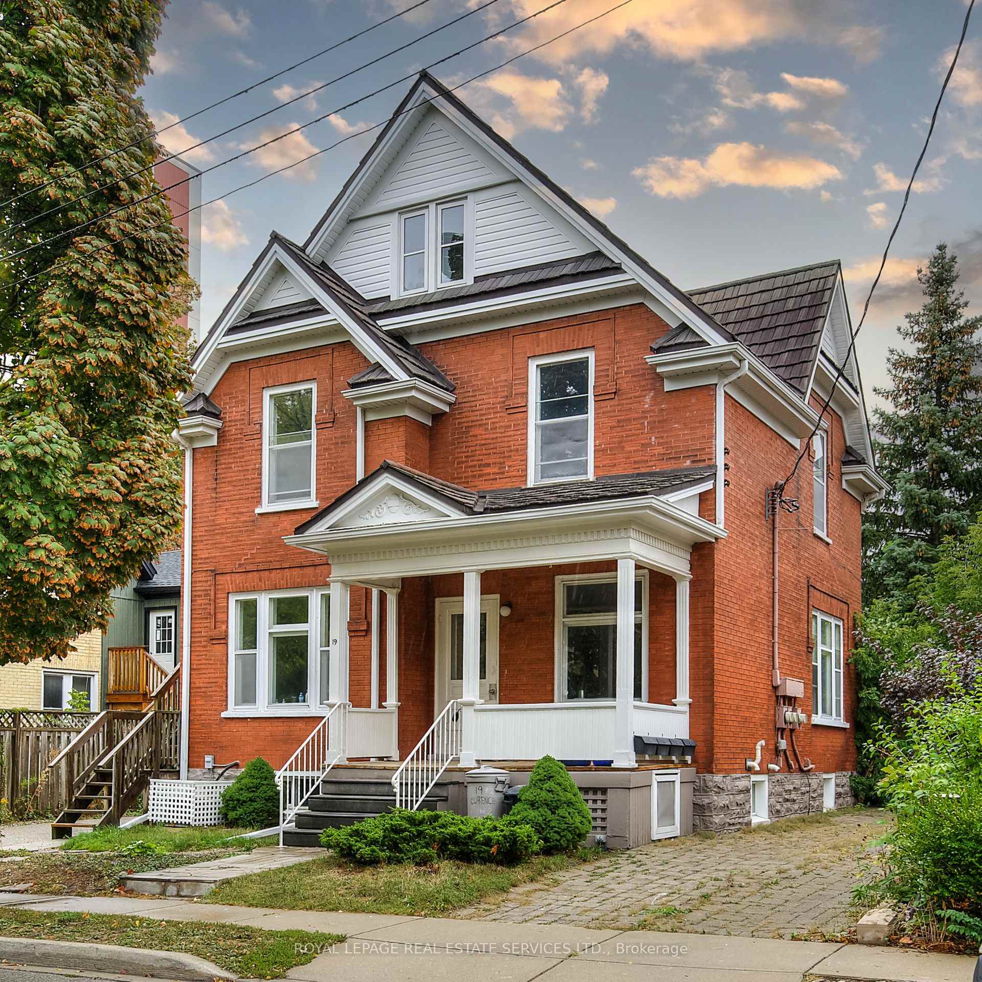 Front of 19 Clarence Place