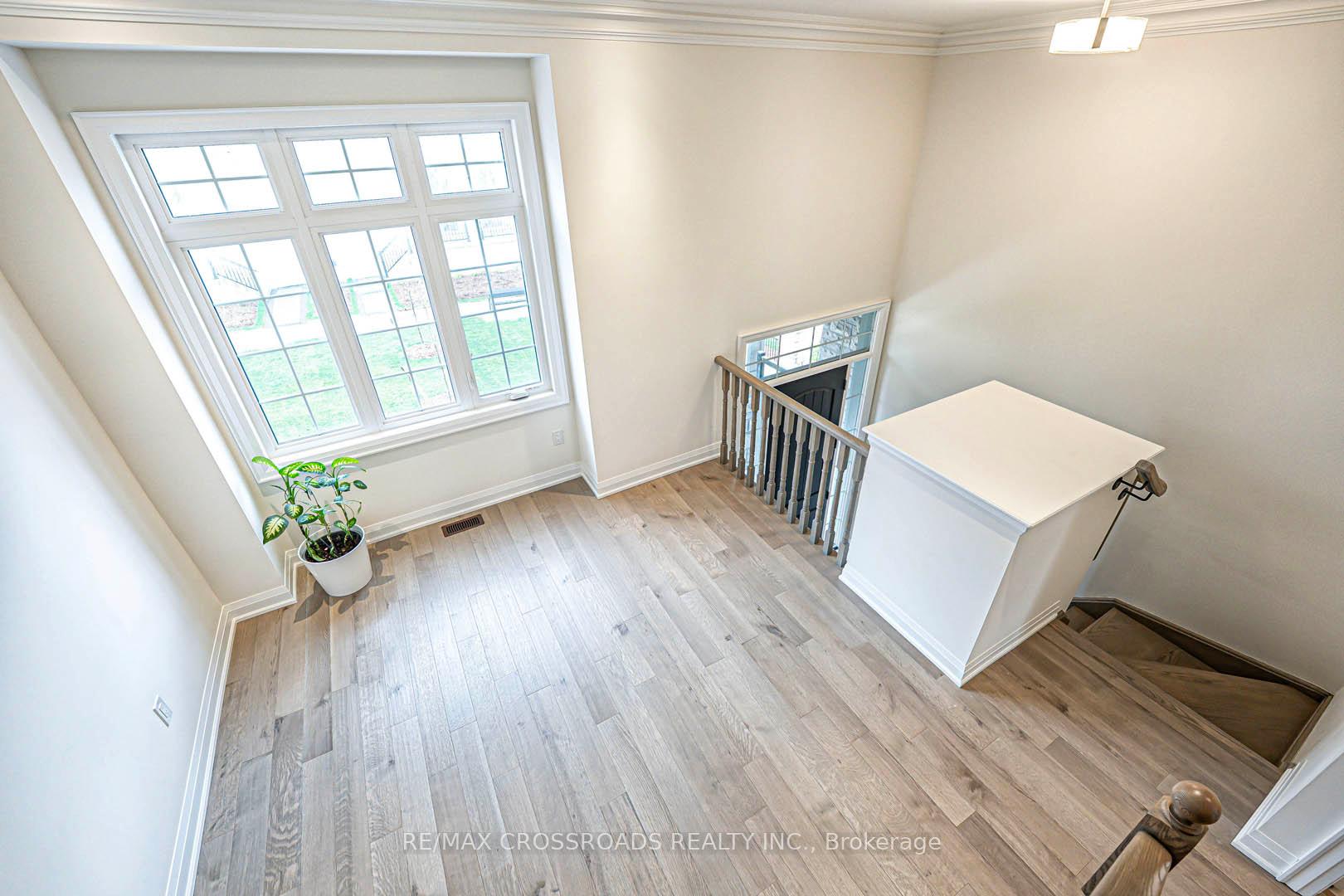 Photo 6 of 11 Bright Terrace Way, Markham, Angus Glen — HOMEH