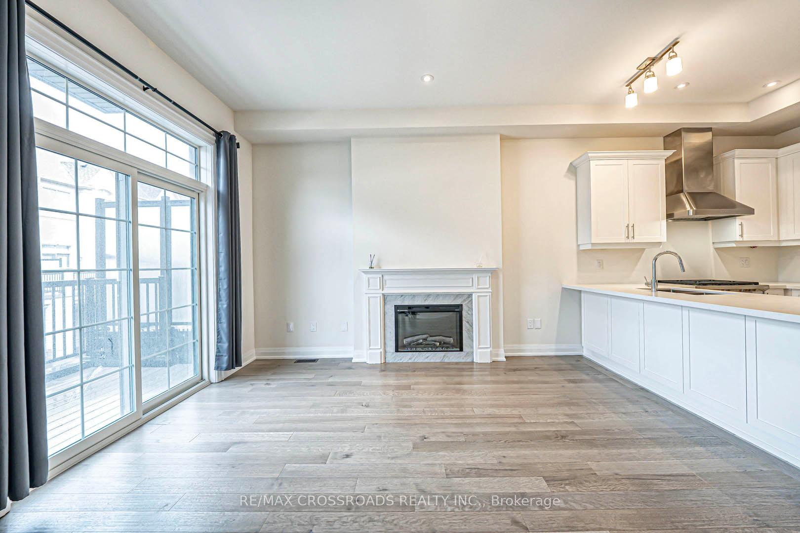 Photo 12 of 11 Bright Terrace Way, Markham, Angus Glen — HOMEH