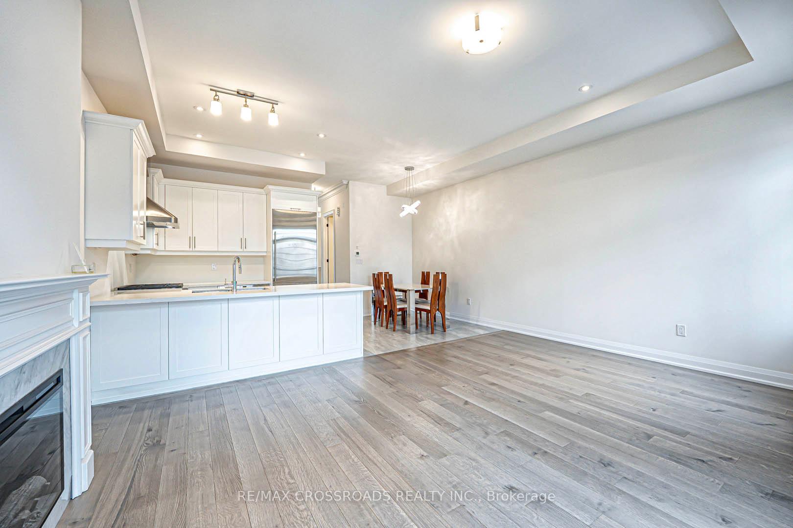 Photo 26 of 11 Bright Terrace Way, Markham, Angus Glen — HOMEH