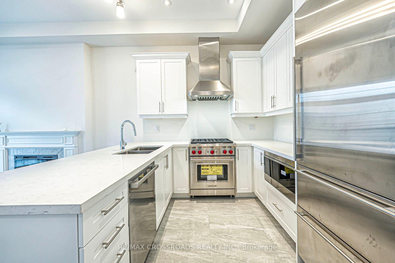 Photo 15 of 11 Bright Terrace Way, Markham, Angus Glen — HOMEH