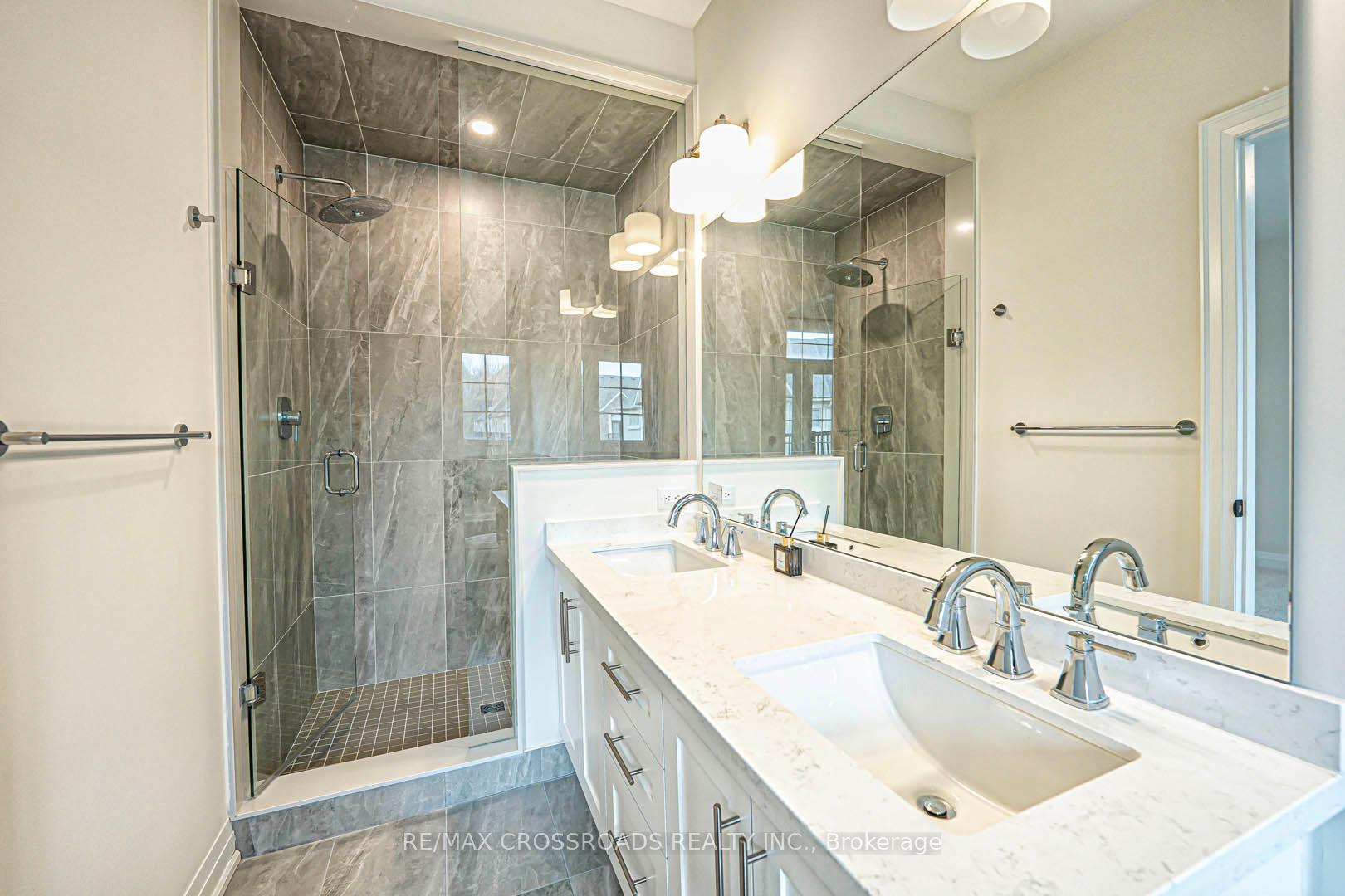 Photo 25 of 11 Bright Terrace Way, Markham, Angus Glen — HOMEH