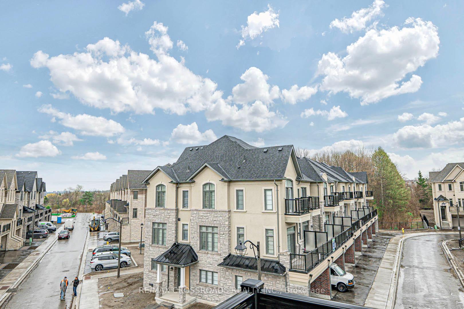 Photo 32 of 11 Bright Terrace Way, Markham, Angus Glen — HOMEH