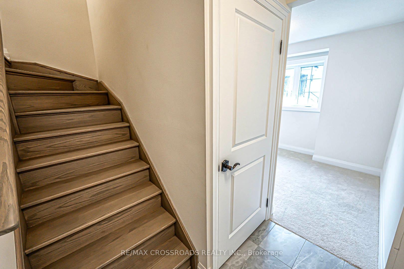 Photo 36 of 11 Bright Terrace Way, Markham, Angus Glen — HOMEH