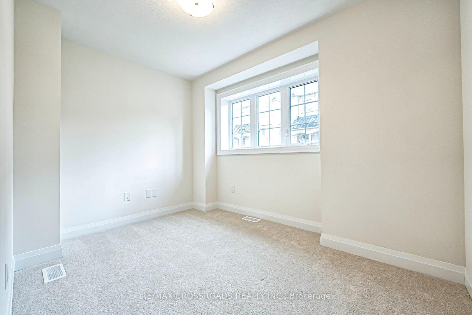 Photo 37 of 11 Bright Terrace Way, Markham, Angus Glen — HOMEH