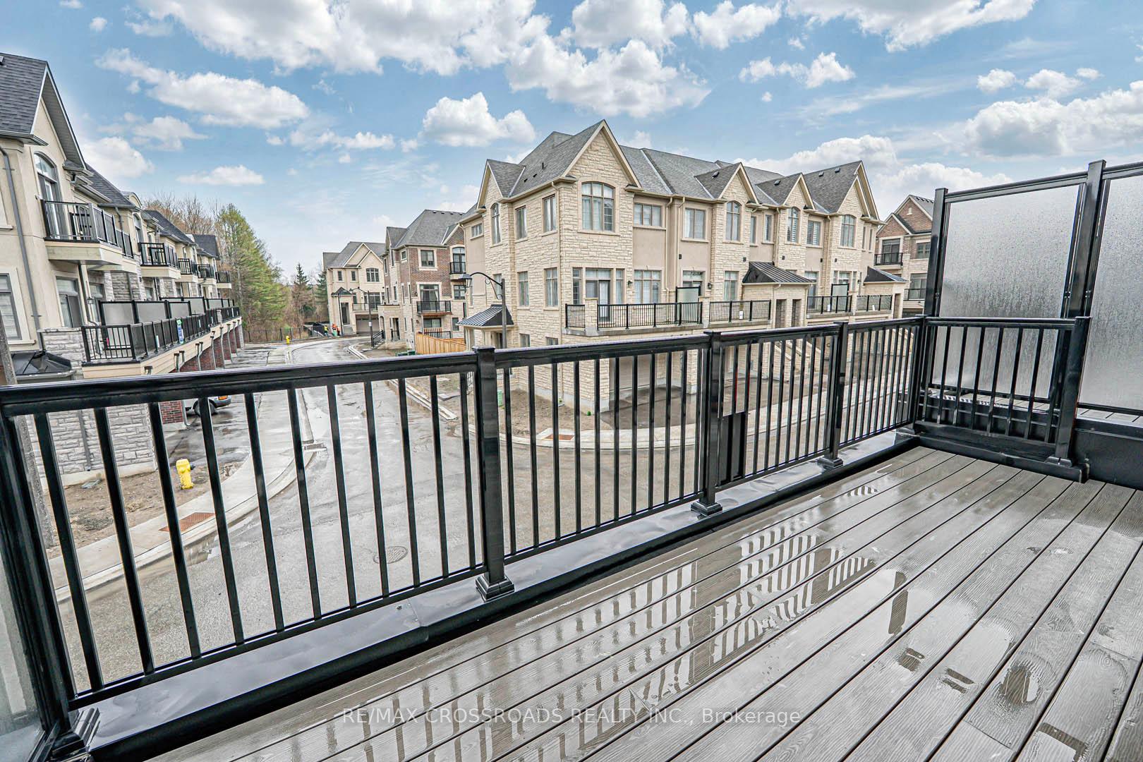 Photo 43 of 11 Bright Terrace Way, Markham, Angus Glen — HOMEH