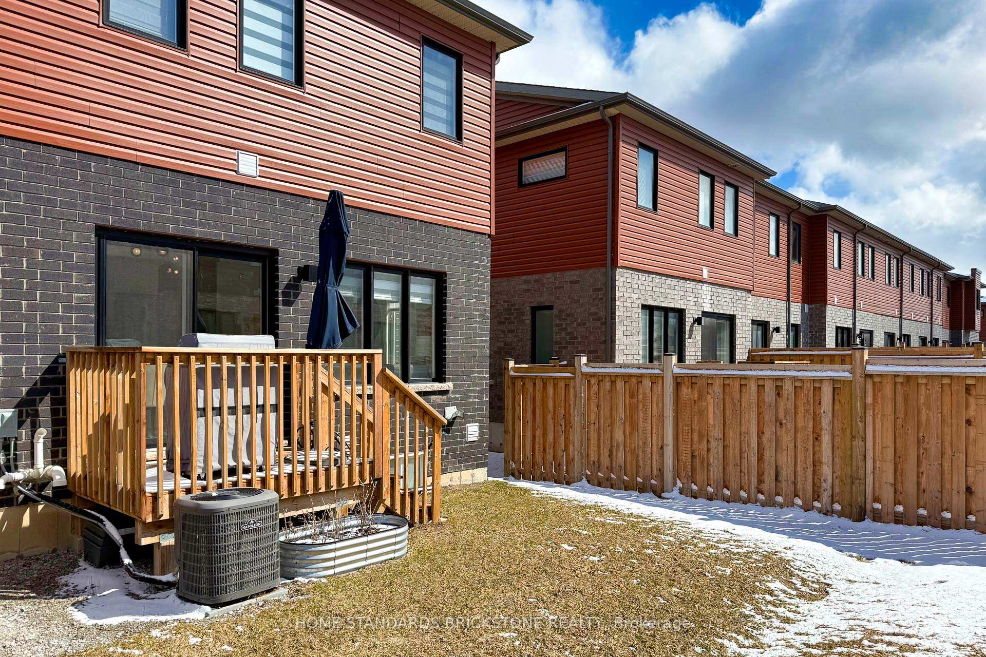 Photo 40 of 115 Gateland Drive, Barrie, Painswick South — HOMEH