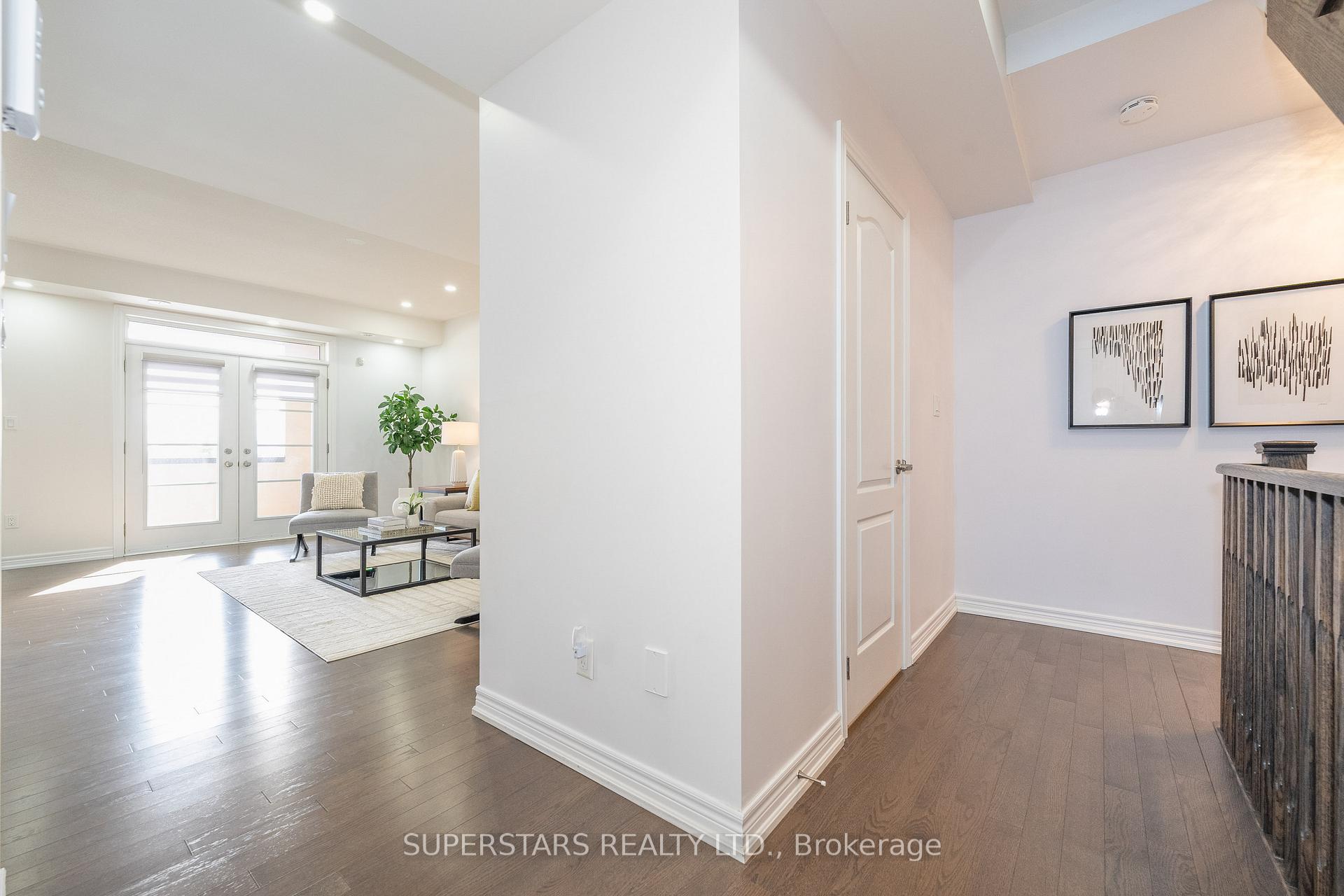 Photo 4 of 11 Luzon Avenue, Markham, Box Grove — HOMEH