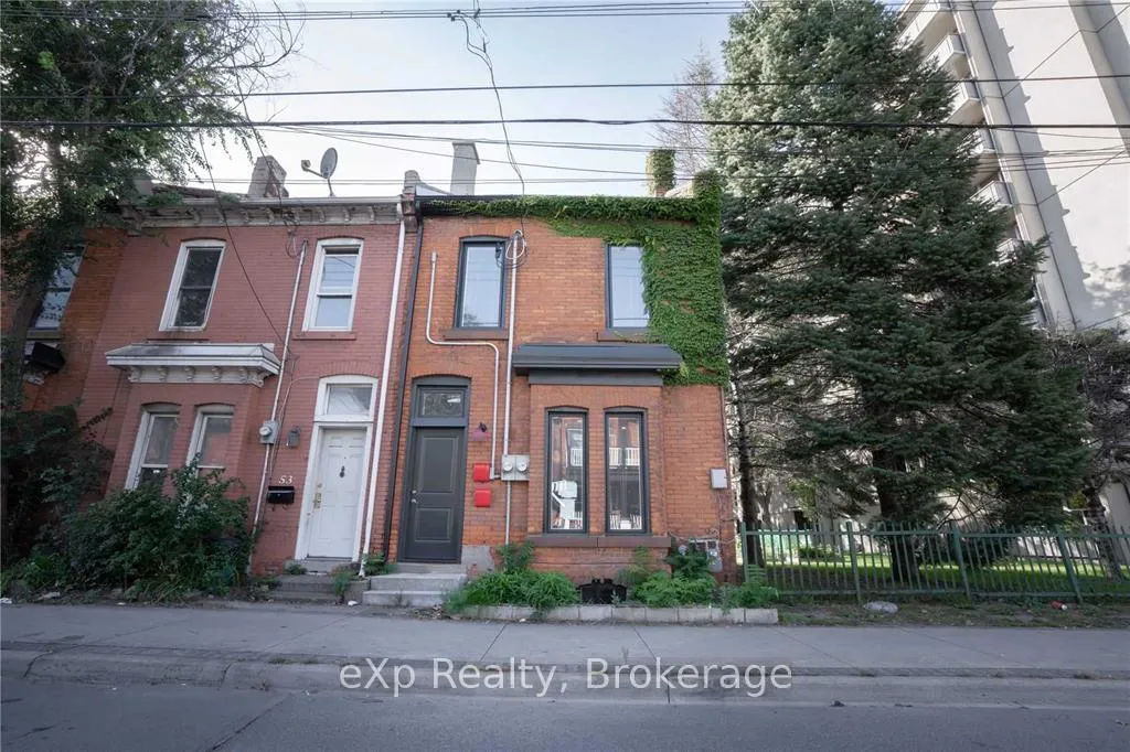 Front of Unit Main, 55 Wellington Street N