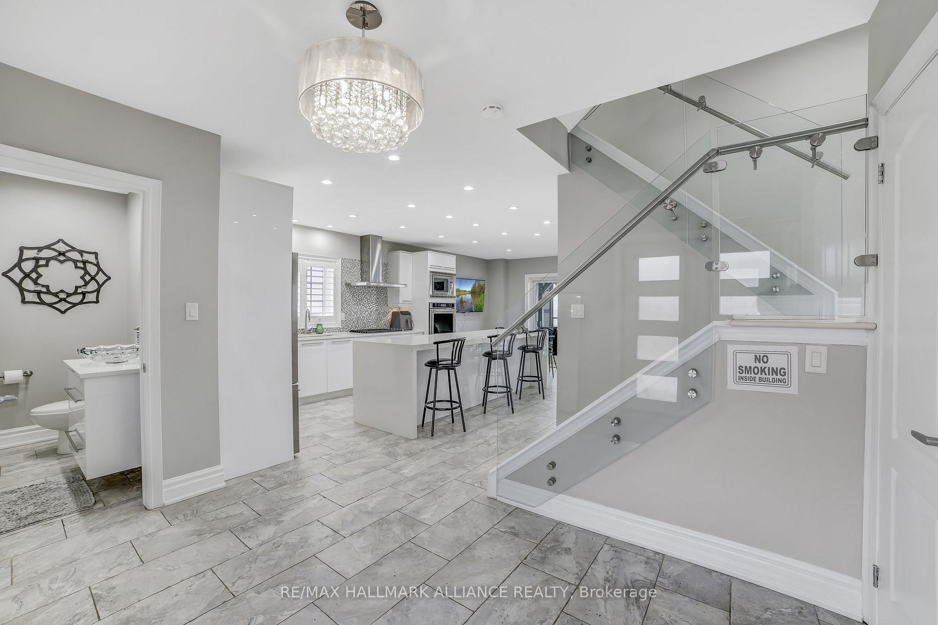 Photo 5 of 53 Windemere Road, Hamilton, Stoney Creek — HOMEH