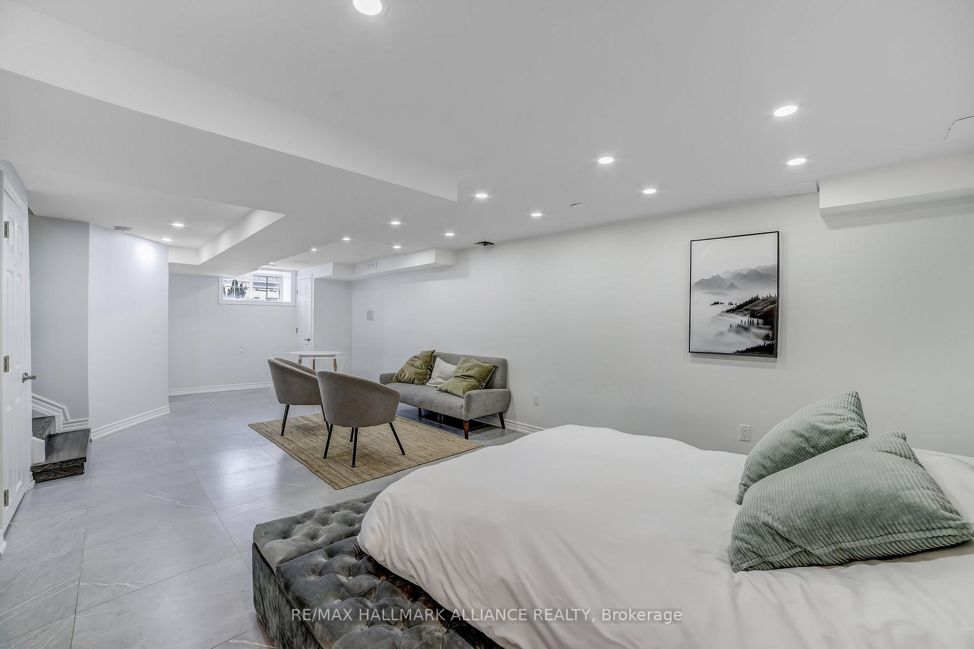 Photo 34 of 53 Windemere Road, Hamilton, Stoney Creek — HOMEH