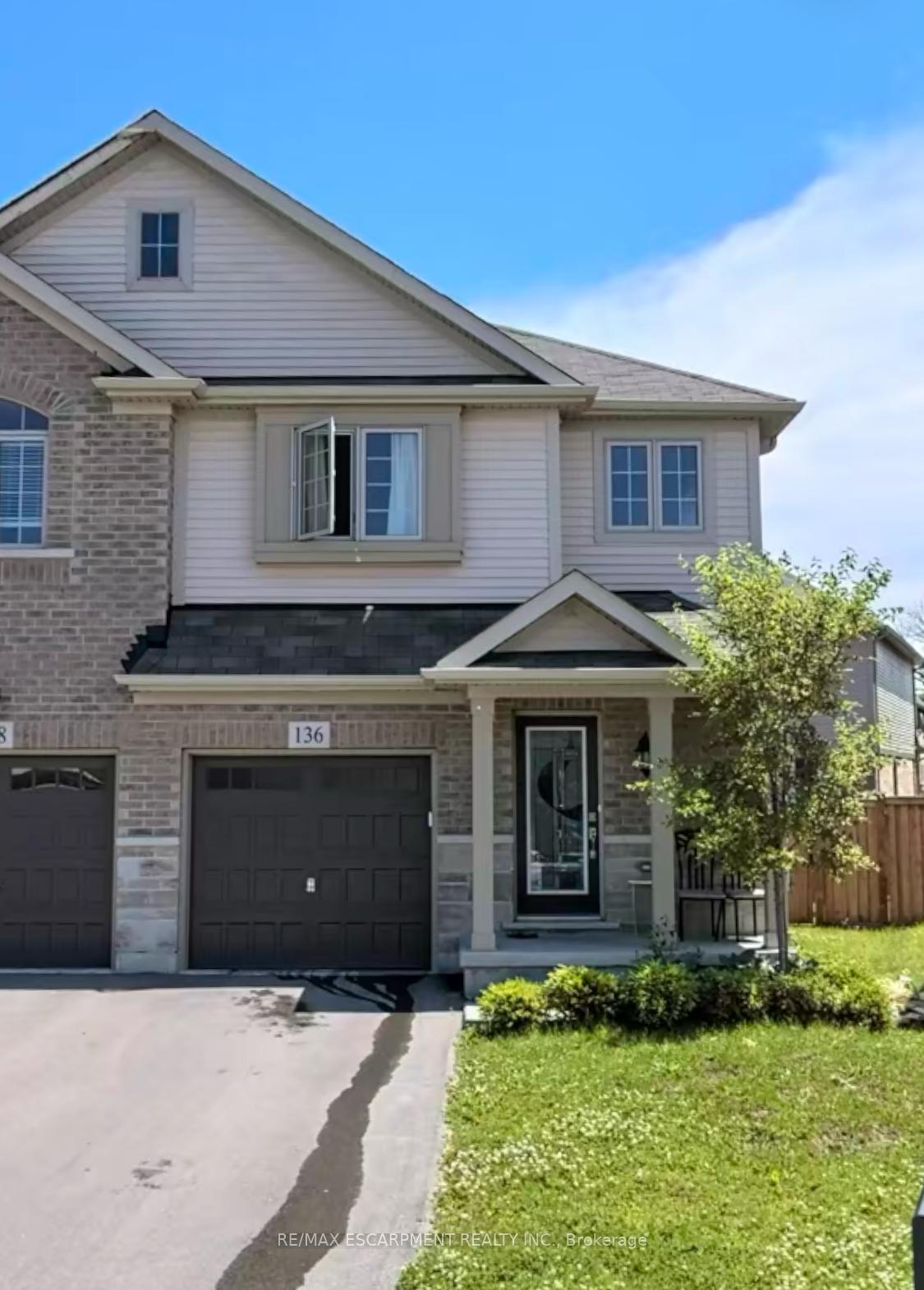 Front of 136 Westbank Trail