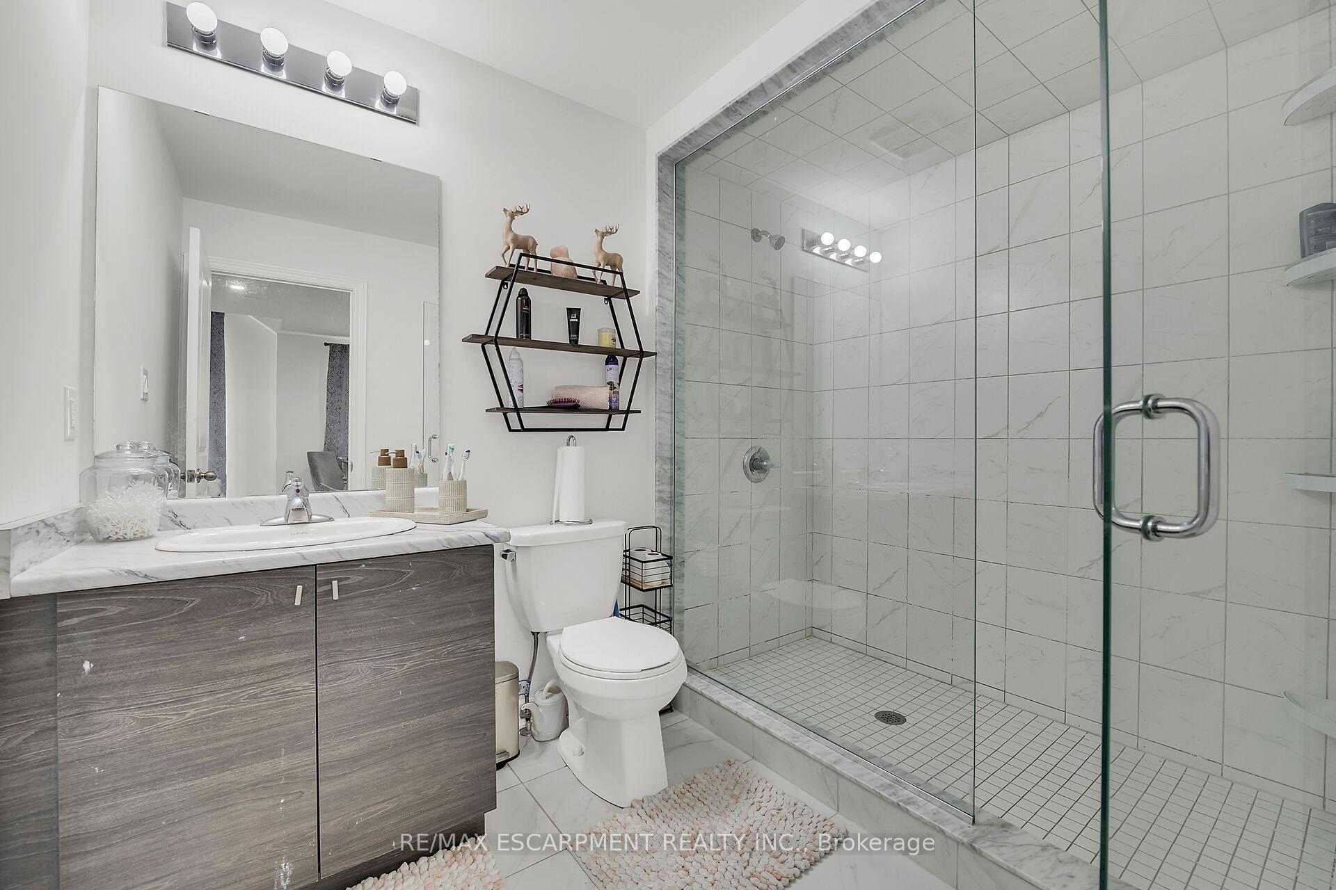 Photo 27 of 47 Sauvignon Crescent, Hamilton, Fruitland — HOMEH